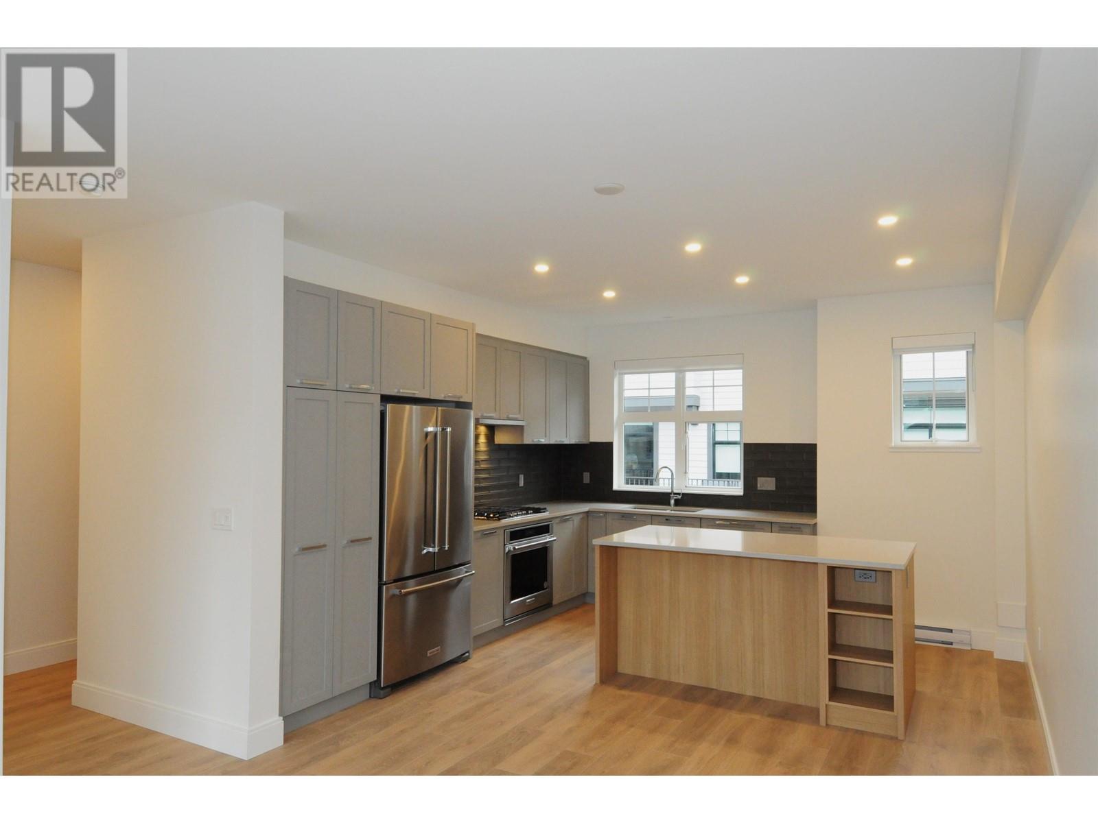 117 1310 Mitchell Street, Coquitlam, British Columbia  V3E 0T9 - Photo 2 - R2858466