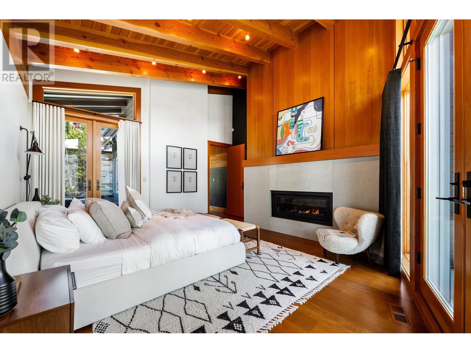 3855 Sunridge Court, Whistler, British Columbia  V8E 0W1 - Photo 12 - R2859260