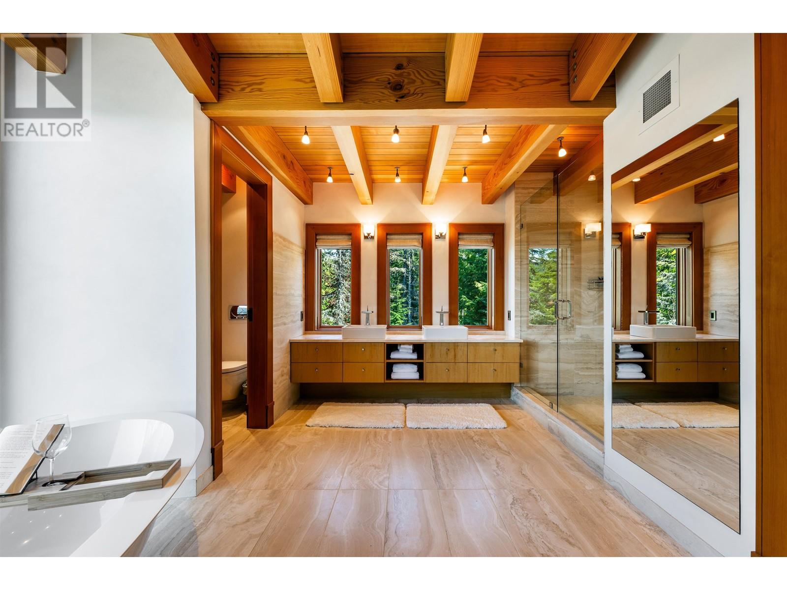 3855 Sunridge Court, Whistler, British Columbia  V8E 0W1 - Photo 13 - R2859260