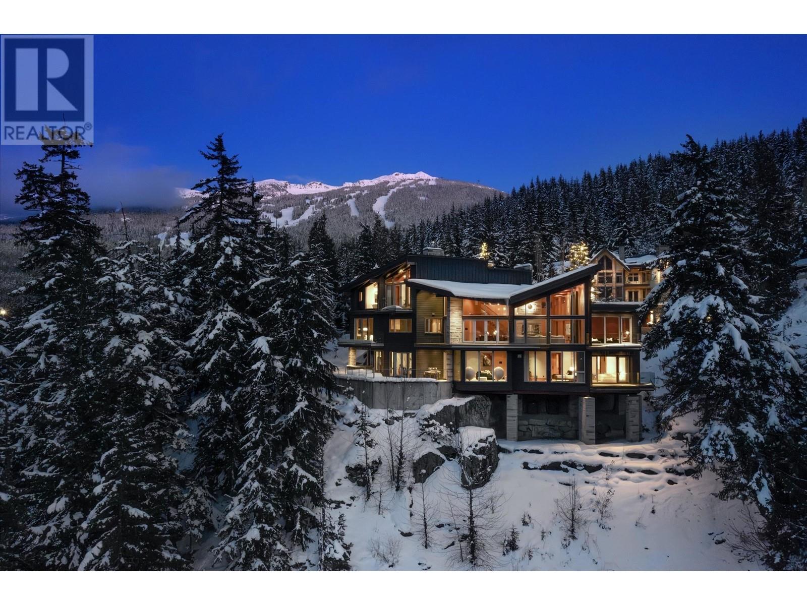 3855 Sunridge Court, Whistler, British Columbia  V8E 0W1 - Photo 24 - R2859260