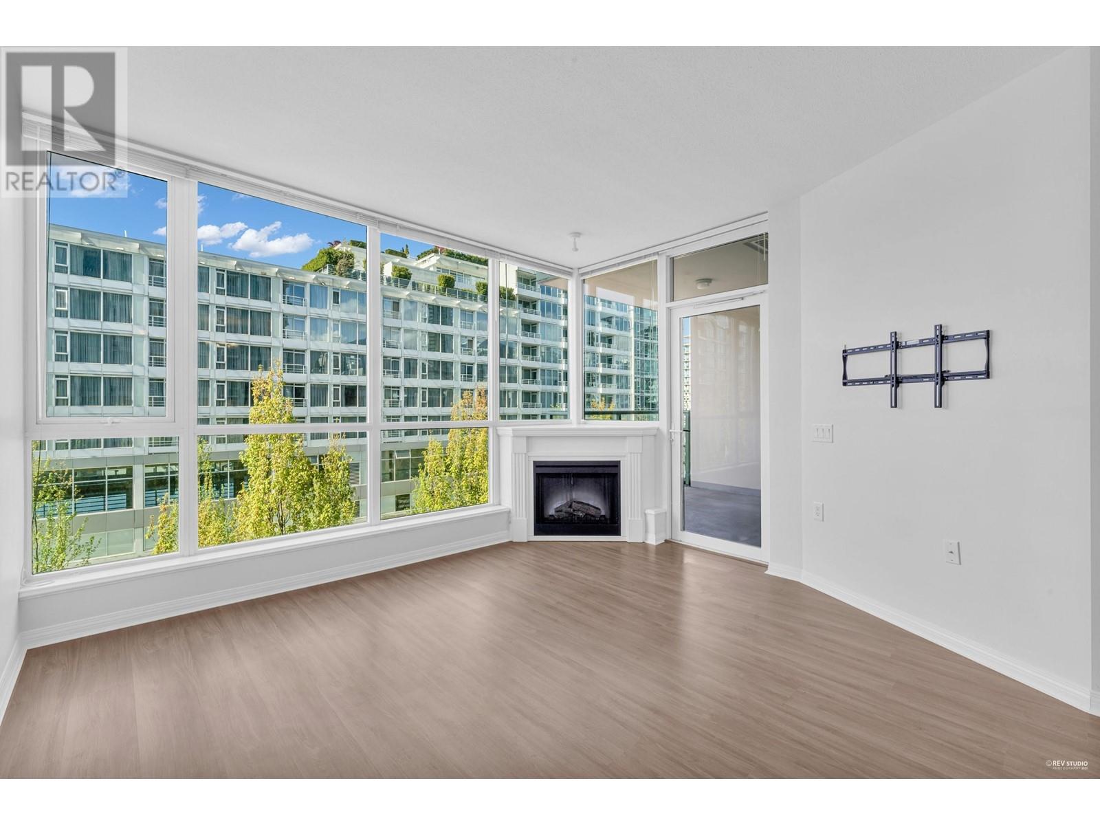 503 138 E Esplanade, North Vancouver, British Columbia  V7L 4X9 - Photo 15 - R2858331