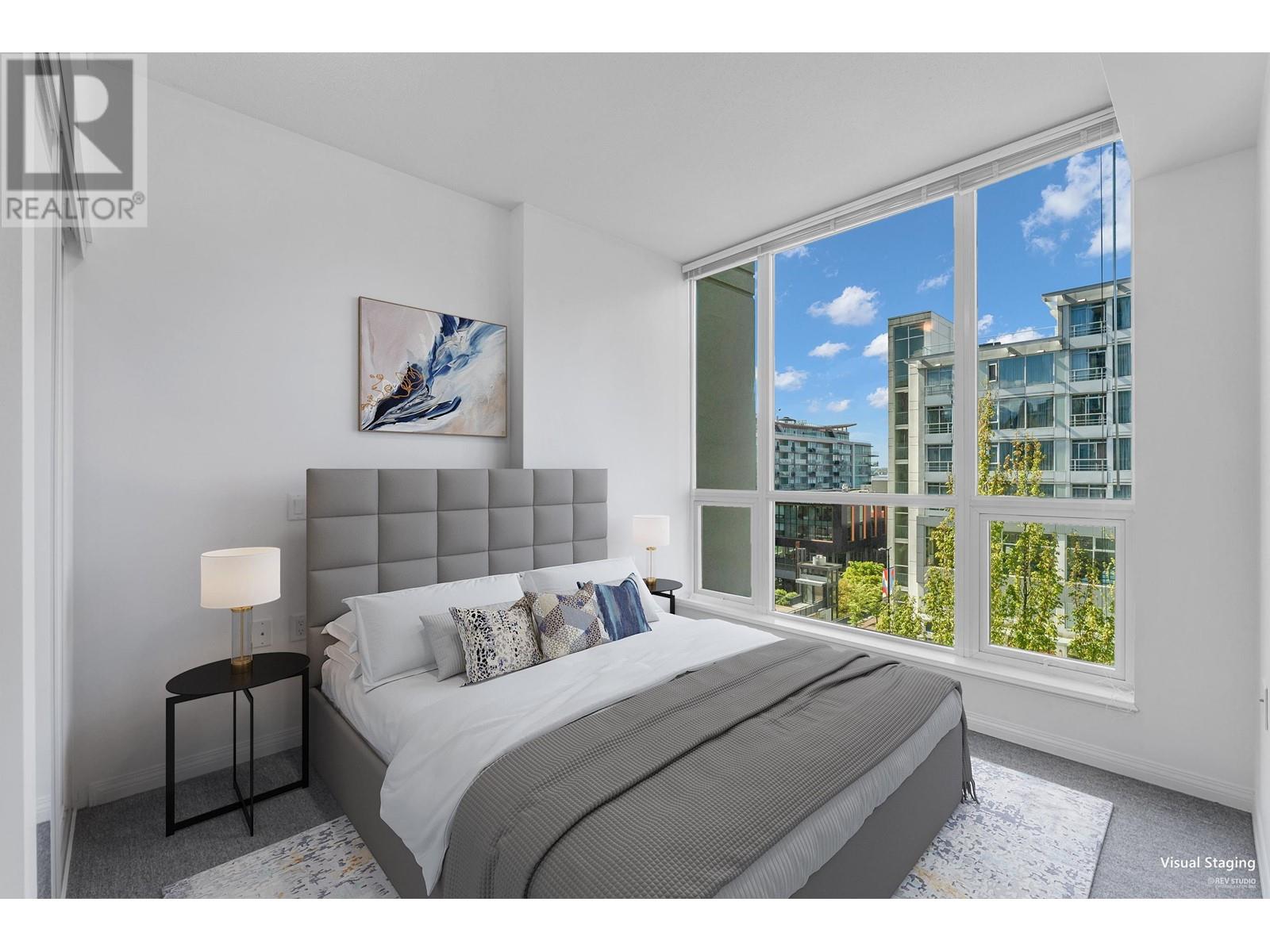 503 138 E Esplanade, North Vancouver, British Columbia  V7L 4X9 - Photo 5 - R2858331