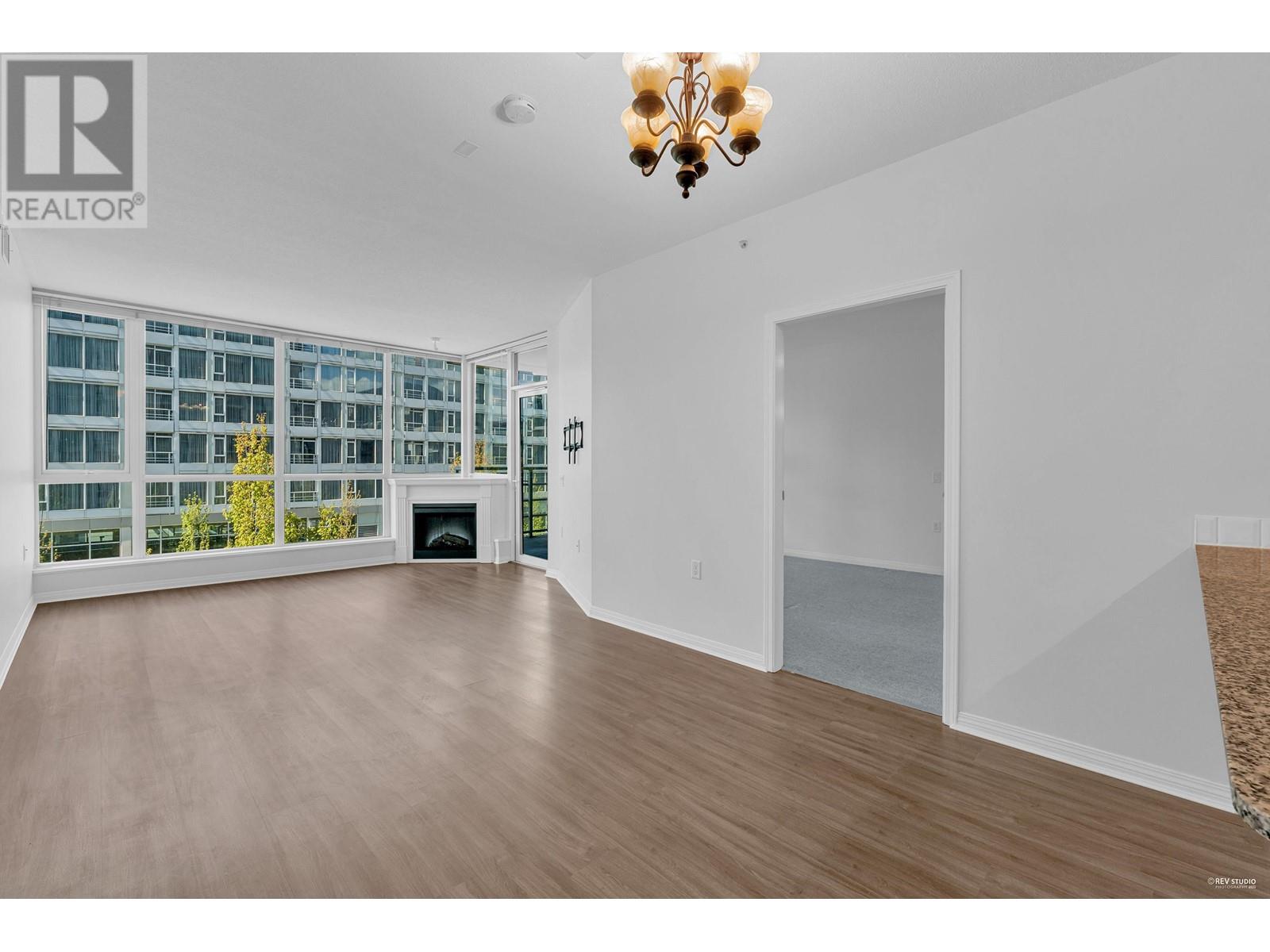 503 138 E Esplanade, North Vancouver, British Columbia  V7L 4X9 - Photo 31 - R2858331