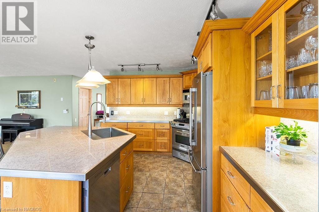 20 Moore St Street, Lions Head, Ontario  N0H 1W0 - Photo 21 - 40553105
