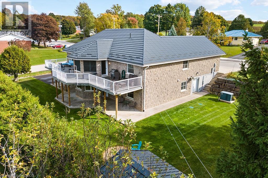 20 Moore St Street, Lions Head, Ontario  N0H 1W0 - Photo 10 - 40553105