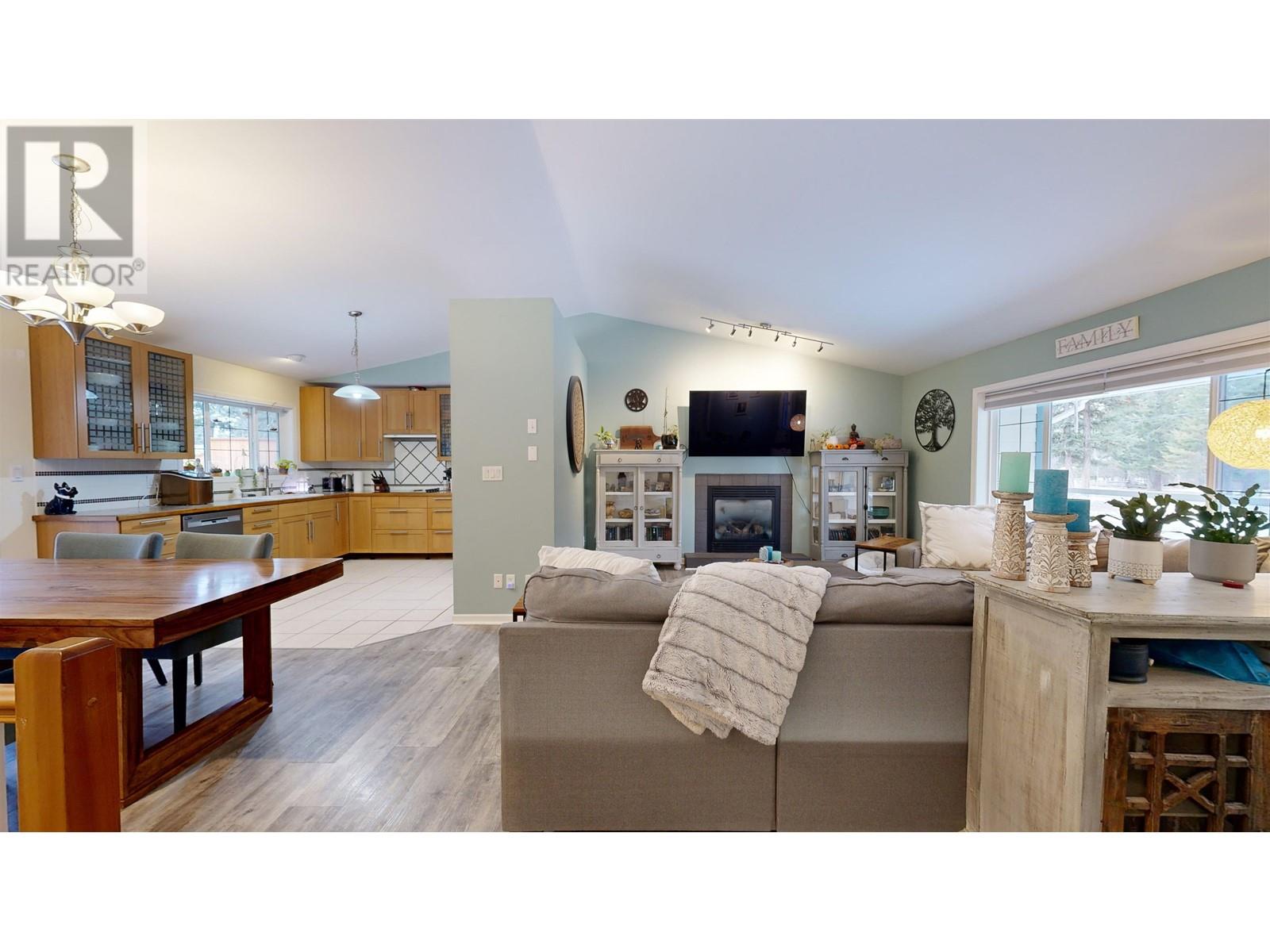 4838 Kitwanga Drive, 108 Mile Ranch, British Columbia  V0K 2Z0 - Photo 8 - R2859312