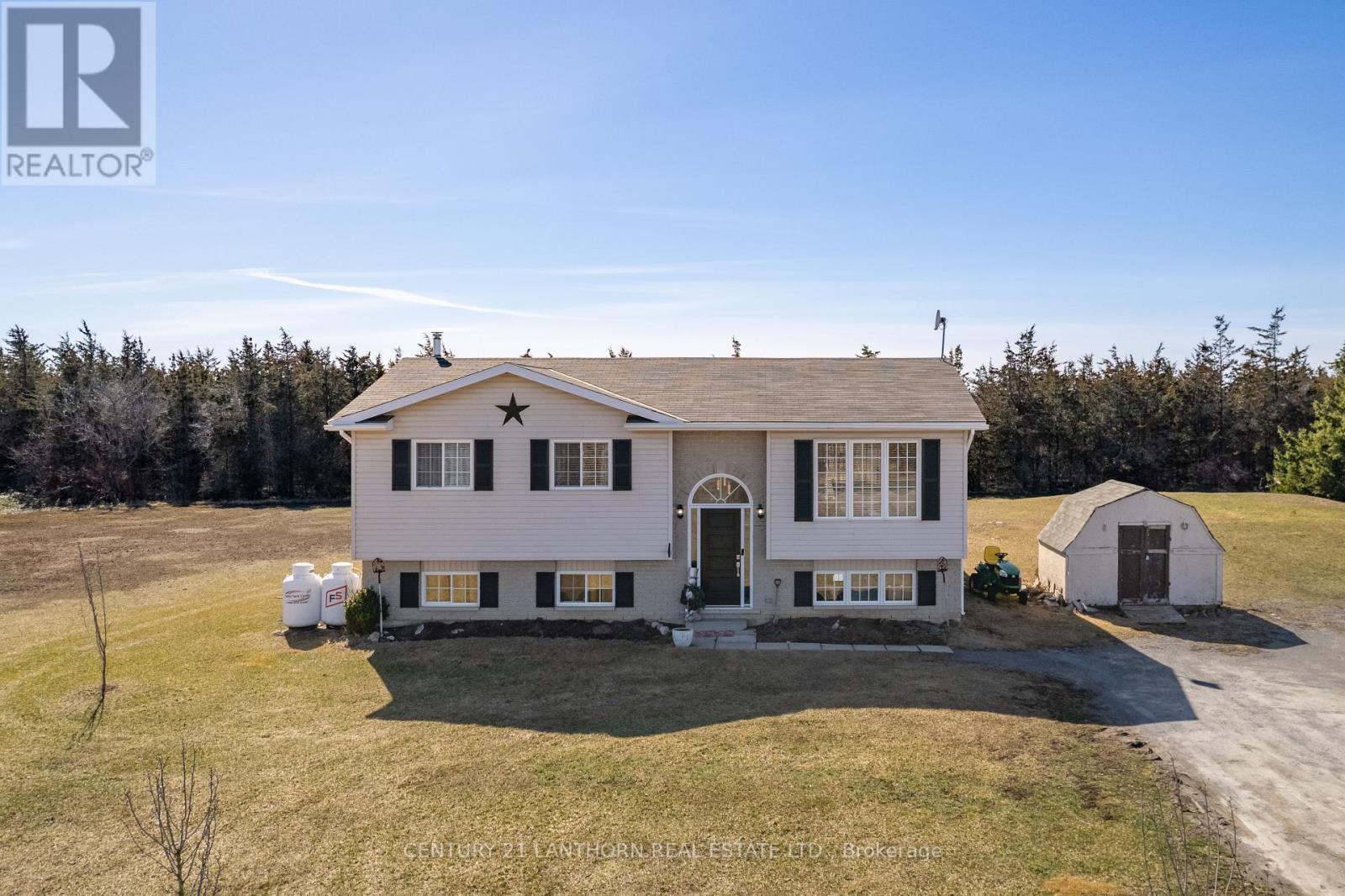 130 County Rd 17 Rd, Prince Edward County, Ontario  K0K 2T0 - Photo 1 - X8140558