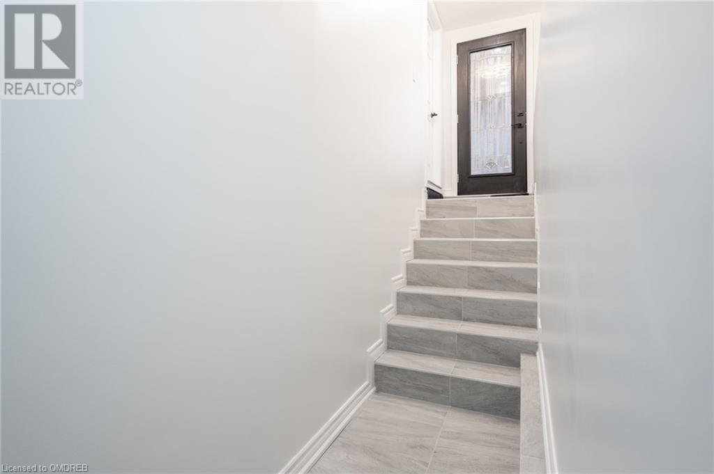 844 Upper Ottawa Street Unit# Lower, Hamilton, Ontario  L8T 3V5 - Photo 2 - 40553235