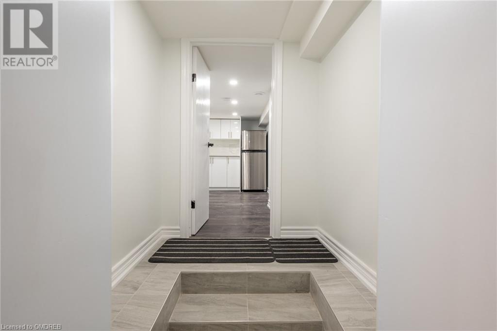 844 Upper Ottawa Street Unit# Lower, Hamilton, Ontario  L8T 3V5 - Photo 3 - 40553235