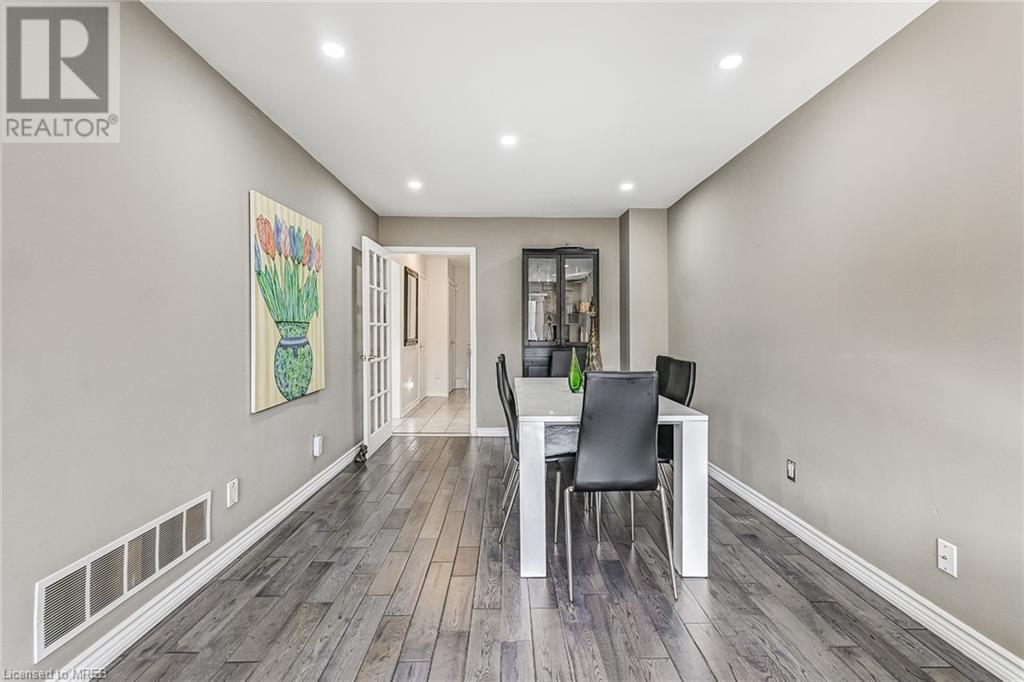 2878 Strata Court, Mississauga, Ontario  L5N 6K5 - Photo 10 - 40553889