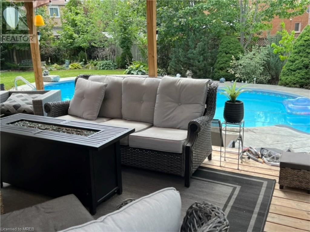 2878 Strata Court, Mississauga, Ontario  L5N 6K5 - Photo 36 - 40553889