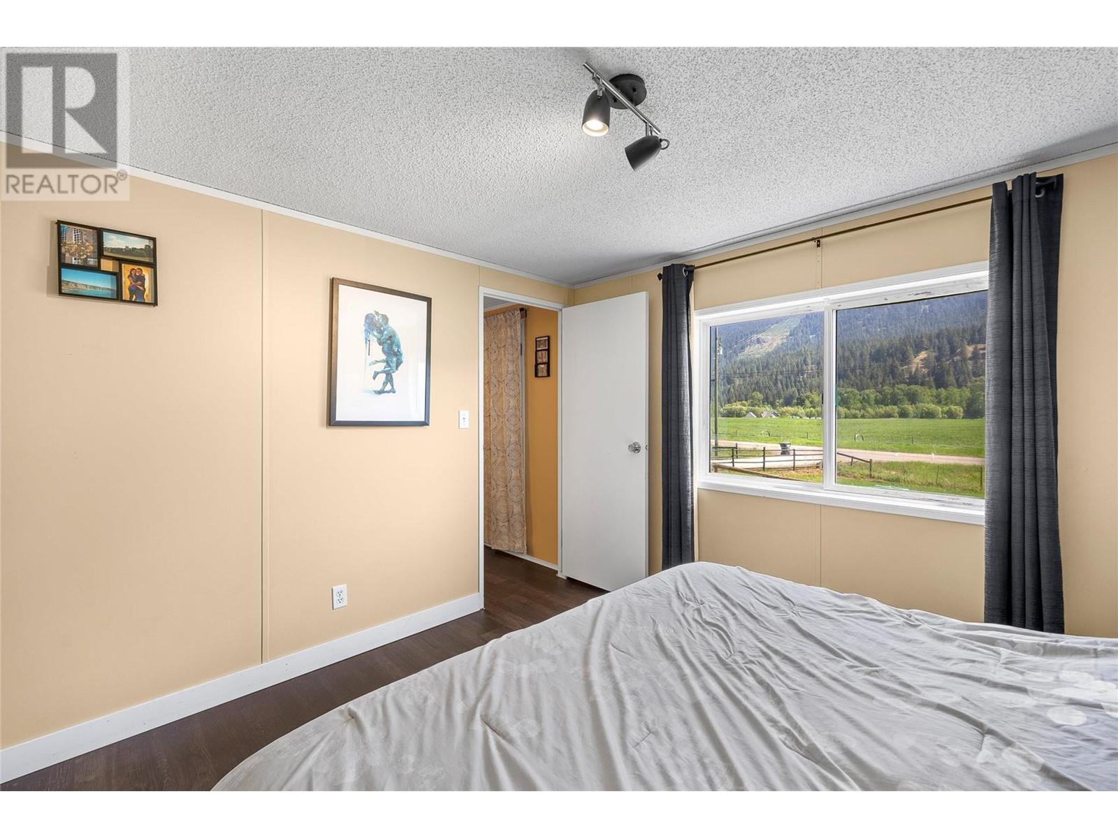 2752 Salmon River Road, Salmon Arm, British Columbia  V1E 3H8 - Photo 35 - 10306866