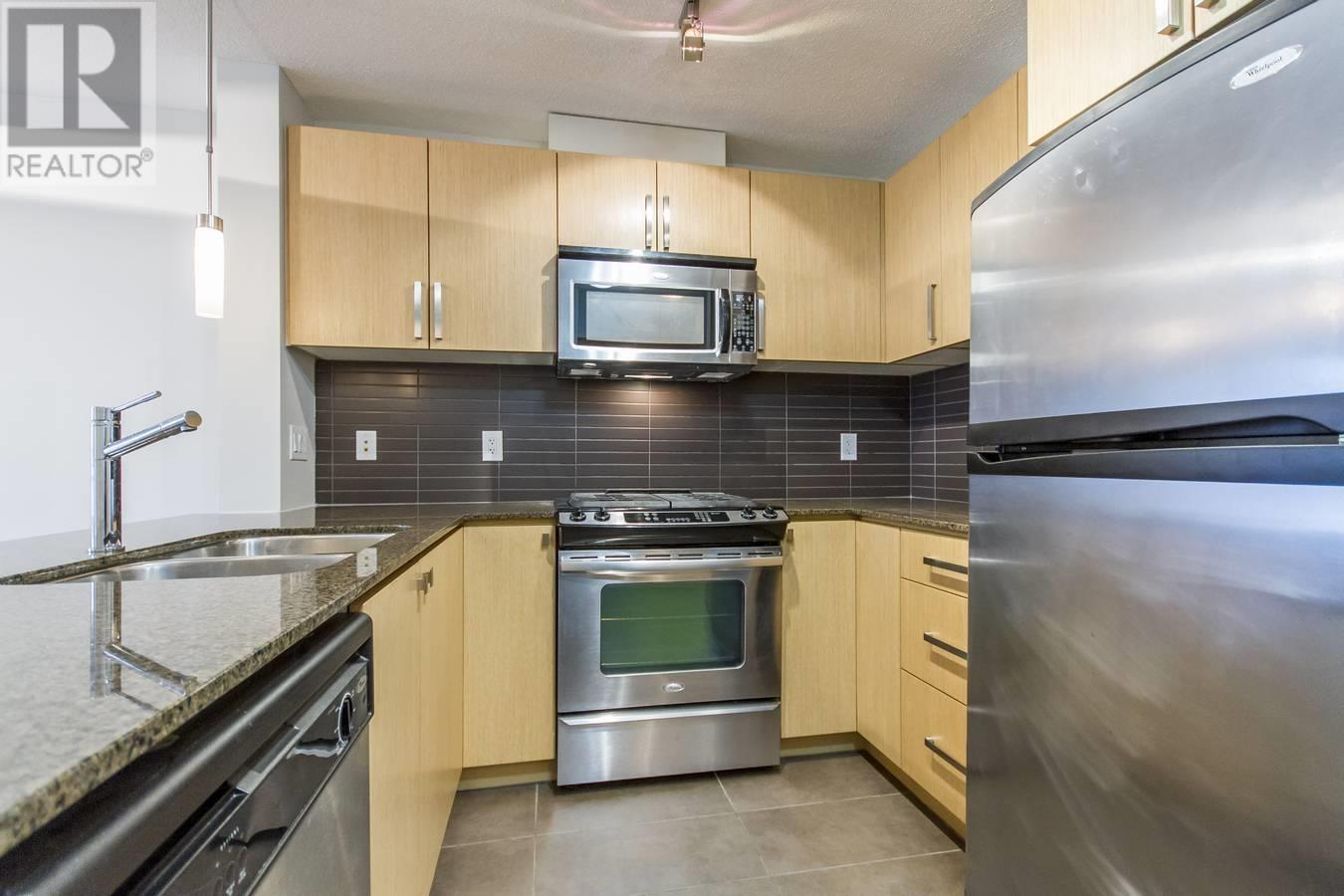 301 9868 Cameron Street, Burnaby, British Columbia  V3J 0A5 - Photo 3 - R2859349