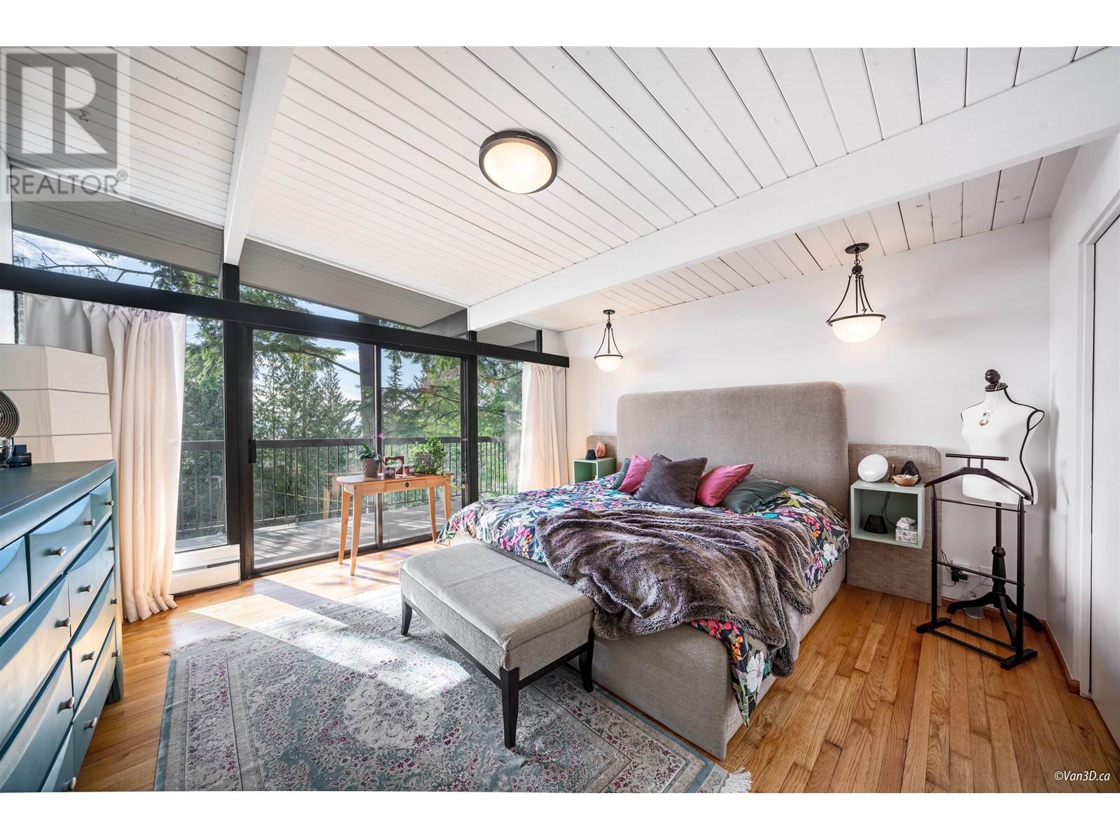 4880 Skyline Dr, North Vancouver, British Columbia  V7R 3J3 - Photo 18 - R2859379