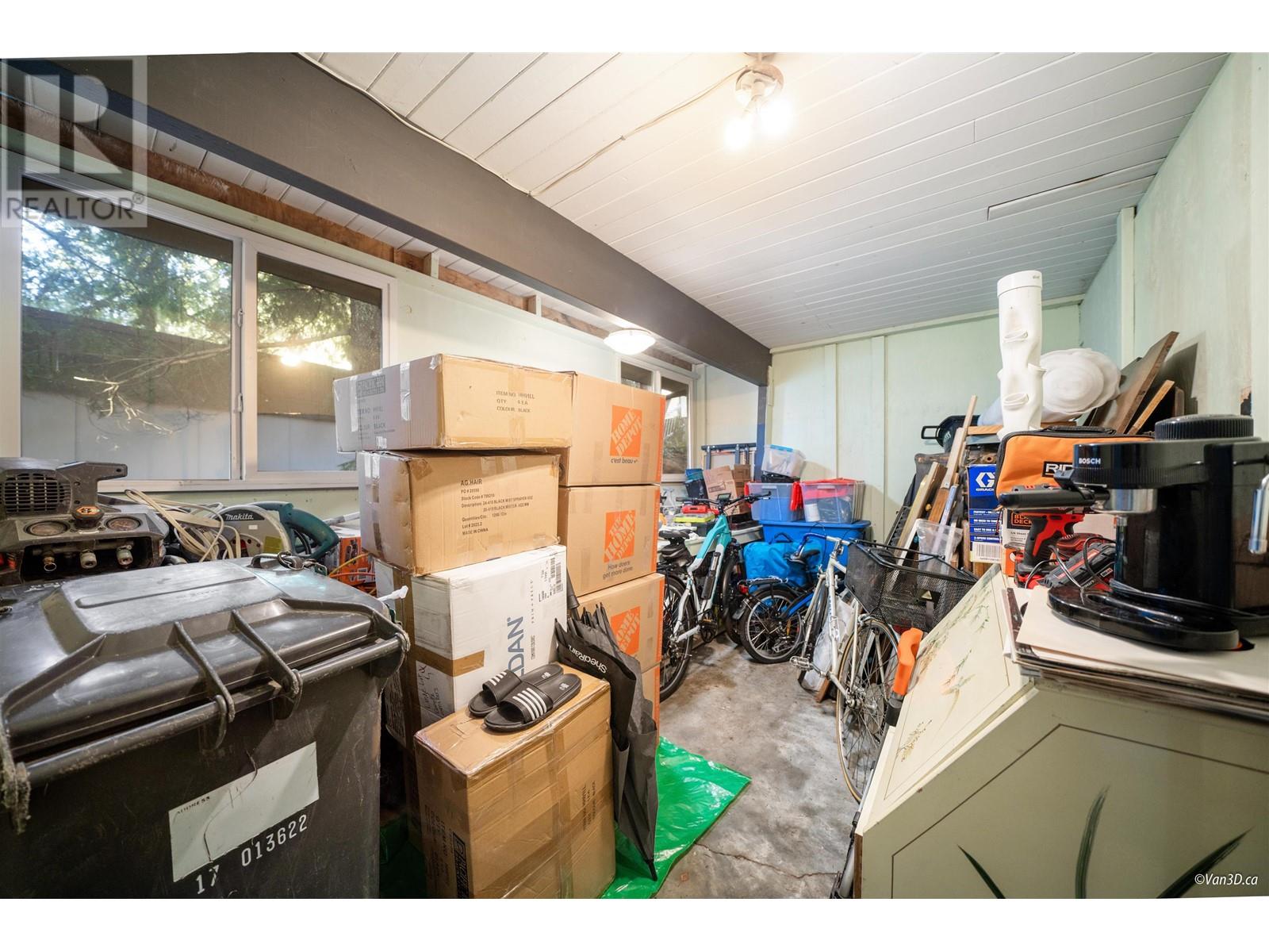 4880 Skyline Dr, North Vancouver, British Columbia  V7R 3J3 - Photo 32 - R2859379