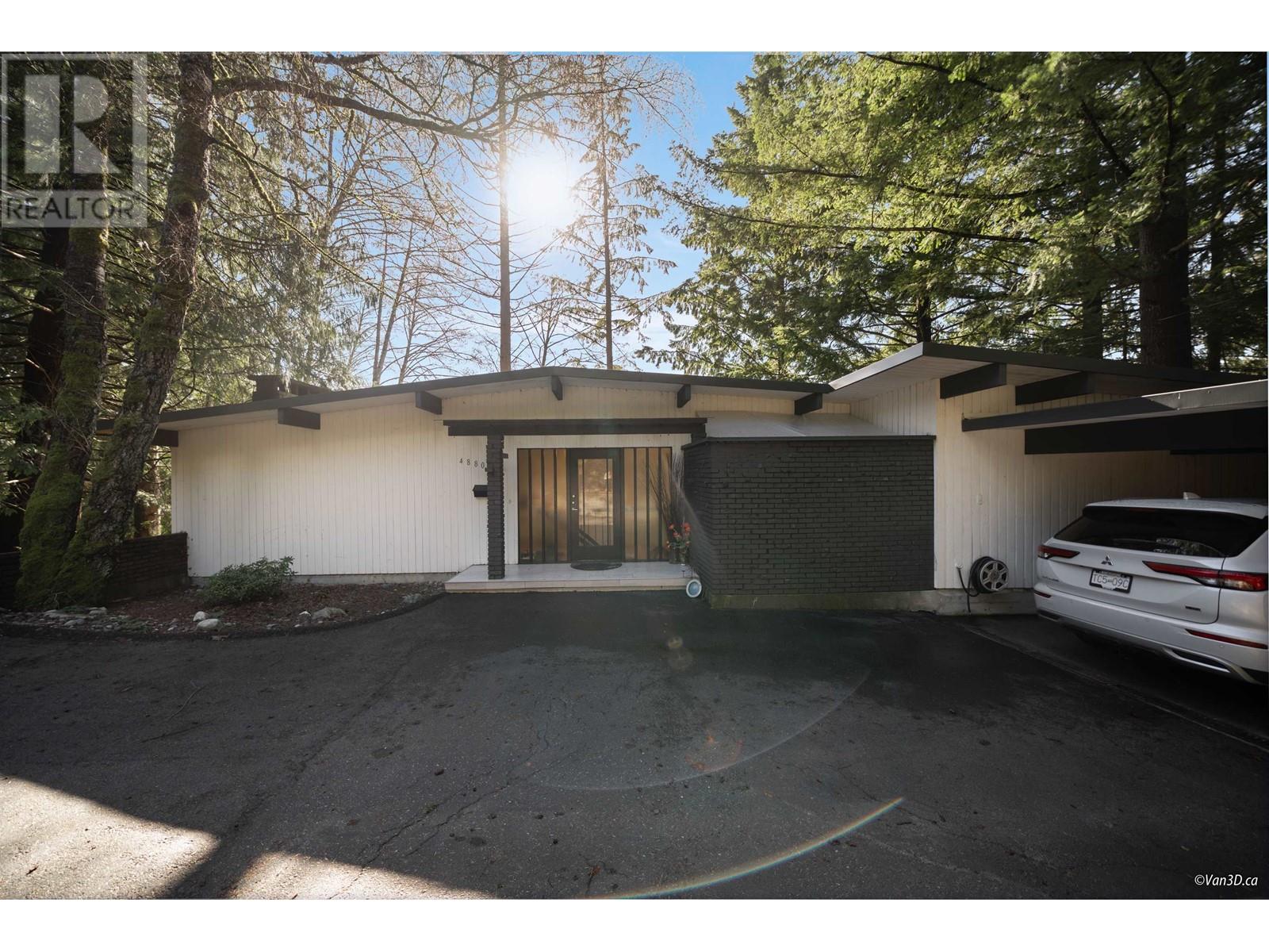 4880 Skyline Dr, North Vancouver, British Columbia  V7R 3J3 - Photo 34 - R2859379