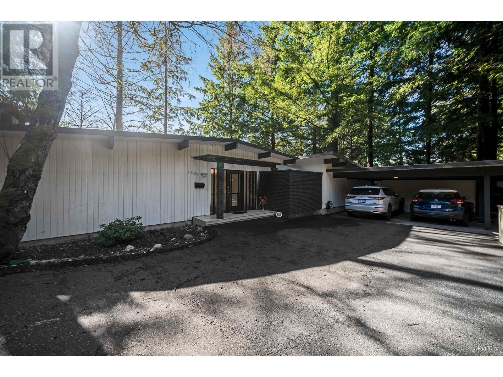 4880 Skyline Dr, North Vancouver, British Columbia  V7R 3J3 - Photo 36 - R2859379