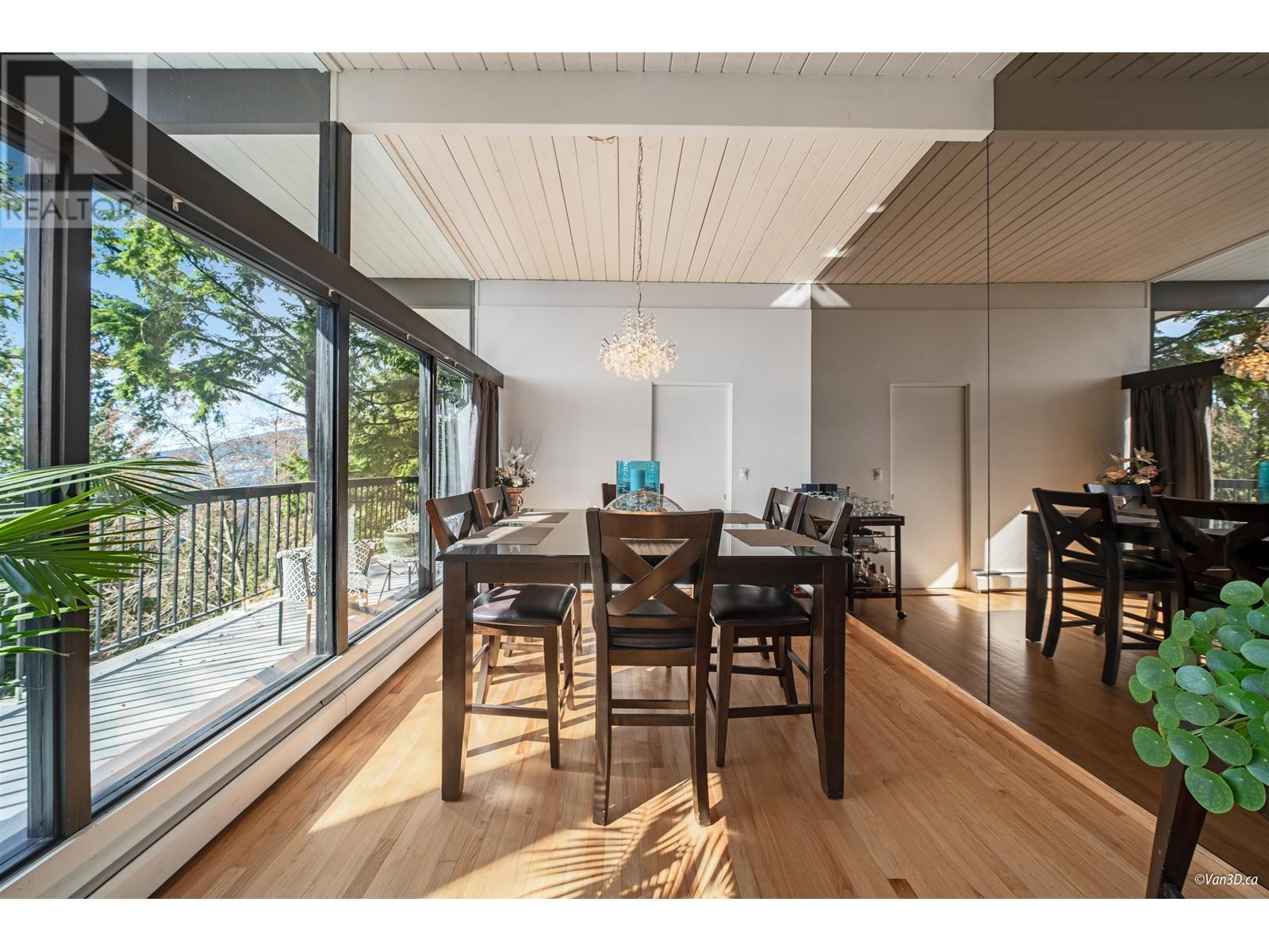 4880 Skyline Dr, North Vancouver, British Columbia  V7R 3J3 - Photo 9 - R2859379