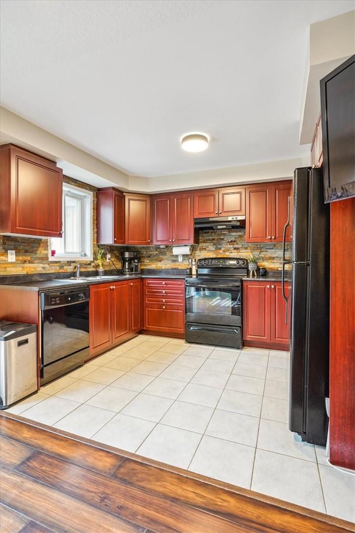 8 Bradley Avenue W, Unit #10, Binbrook, Ontario  L0R 1C0 - Photo 13 - H4187930