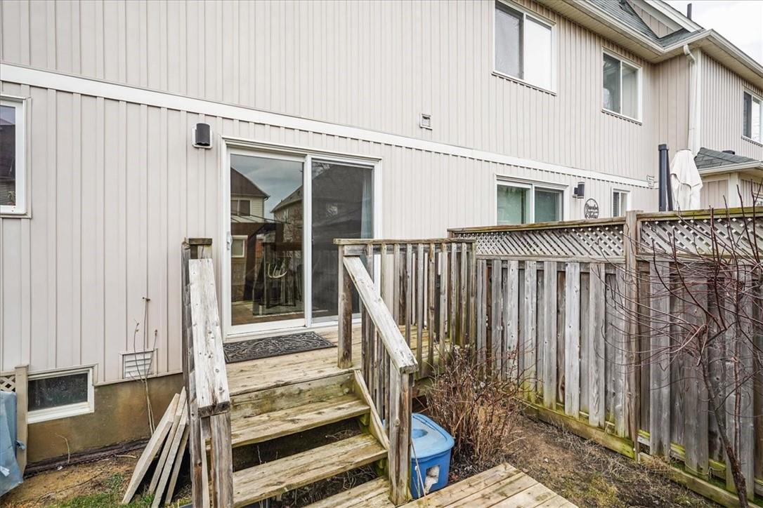 8 Bradley Avenue W, Unit #10, Binbrook, Ontario  L0R 1C0 - Photo 34 - H4187930