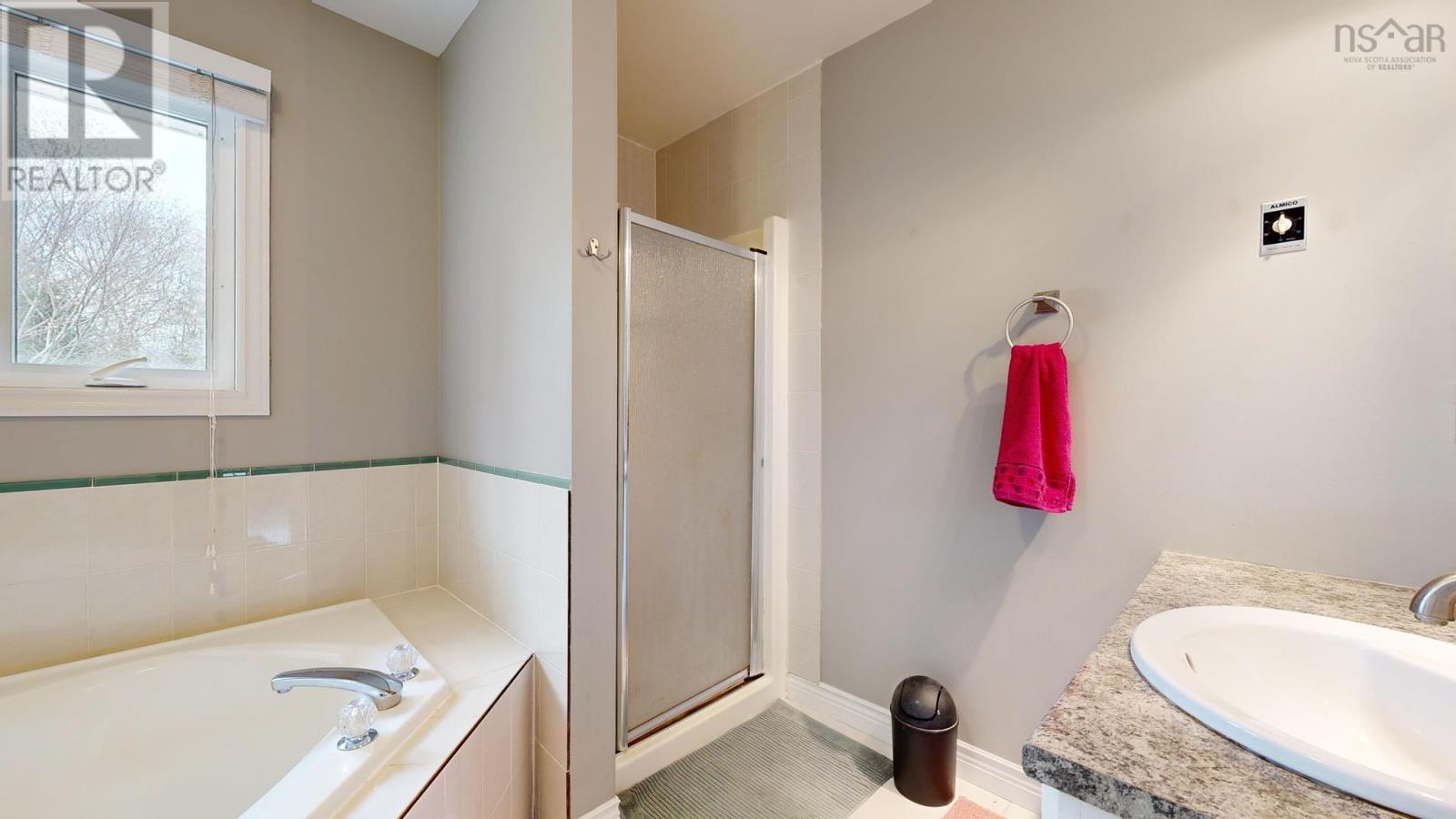 75 Spruce View Drive, Bedford, Nova Scotia  B4A 3X9 - Photo 33 - 202404188