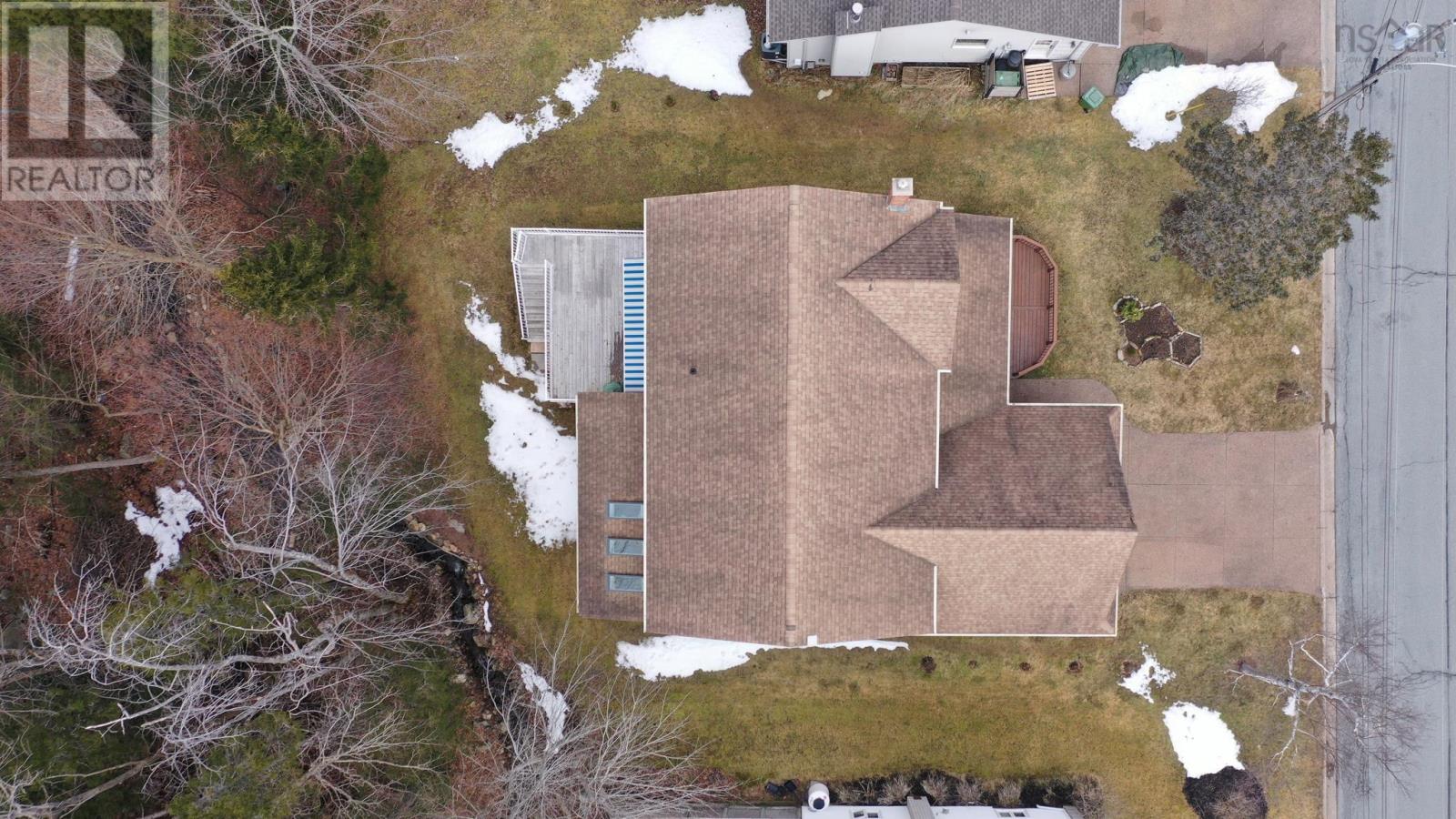 75 Spruce View Drive, Bedford, Nova Scotia  B4A 3X9 - Photo 4 - 202404188