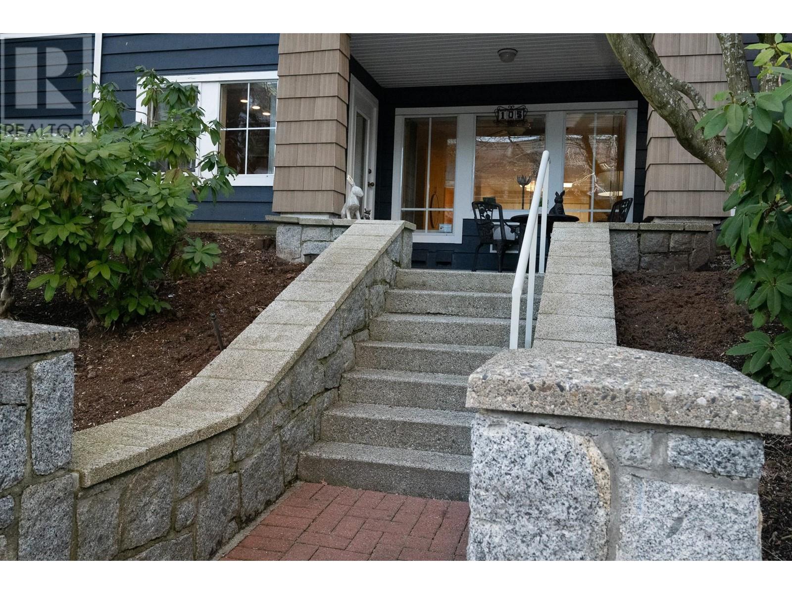 105 3065 Primrose Lane, Coquitlam, British Columbia  V3B 7P7 - Photo 1 - R2859443