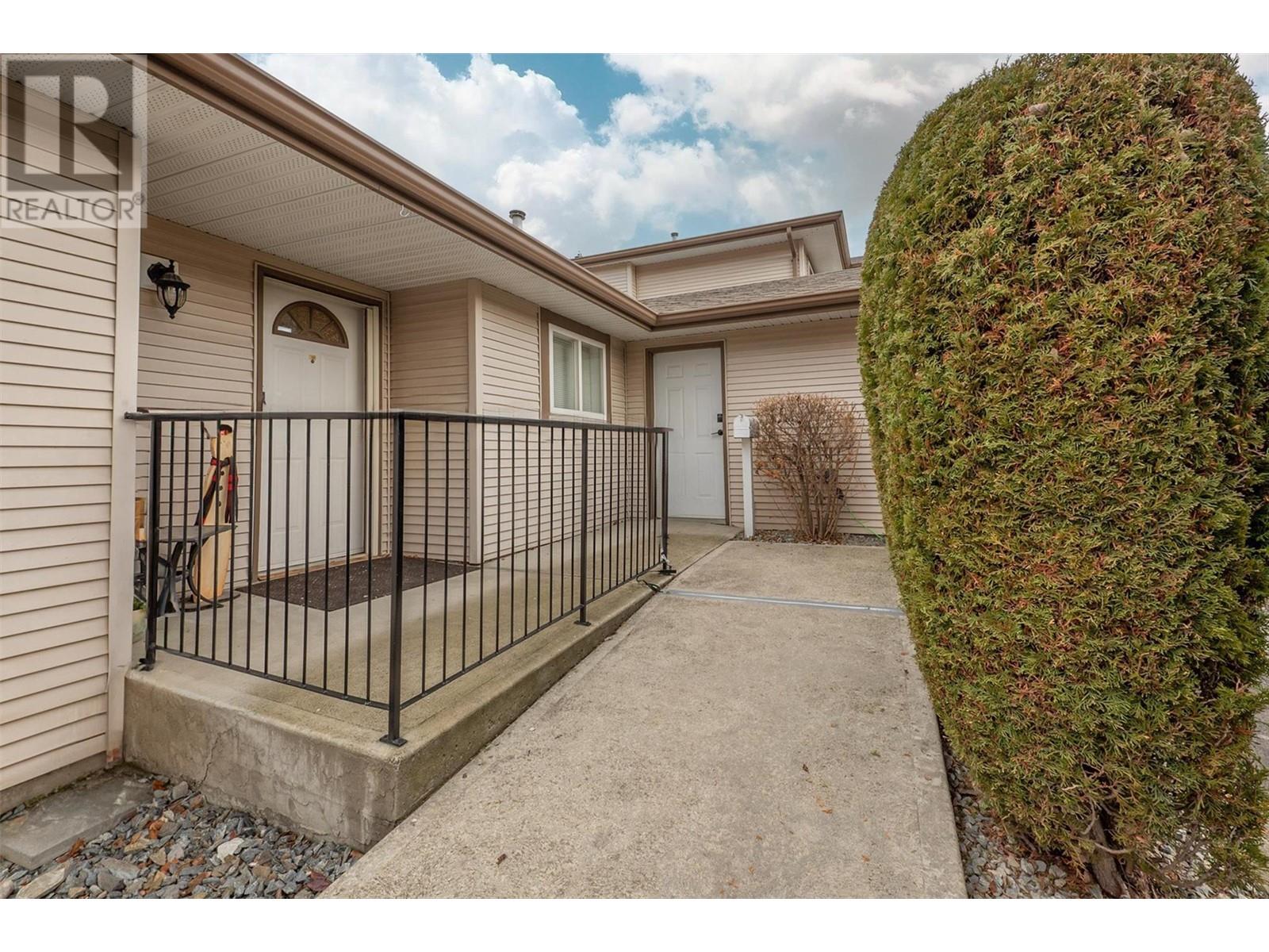 133 Wyndham Crescent Unit# 131 Kelowna