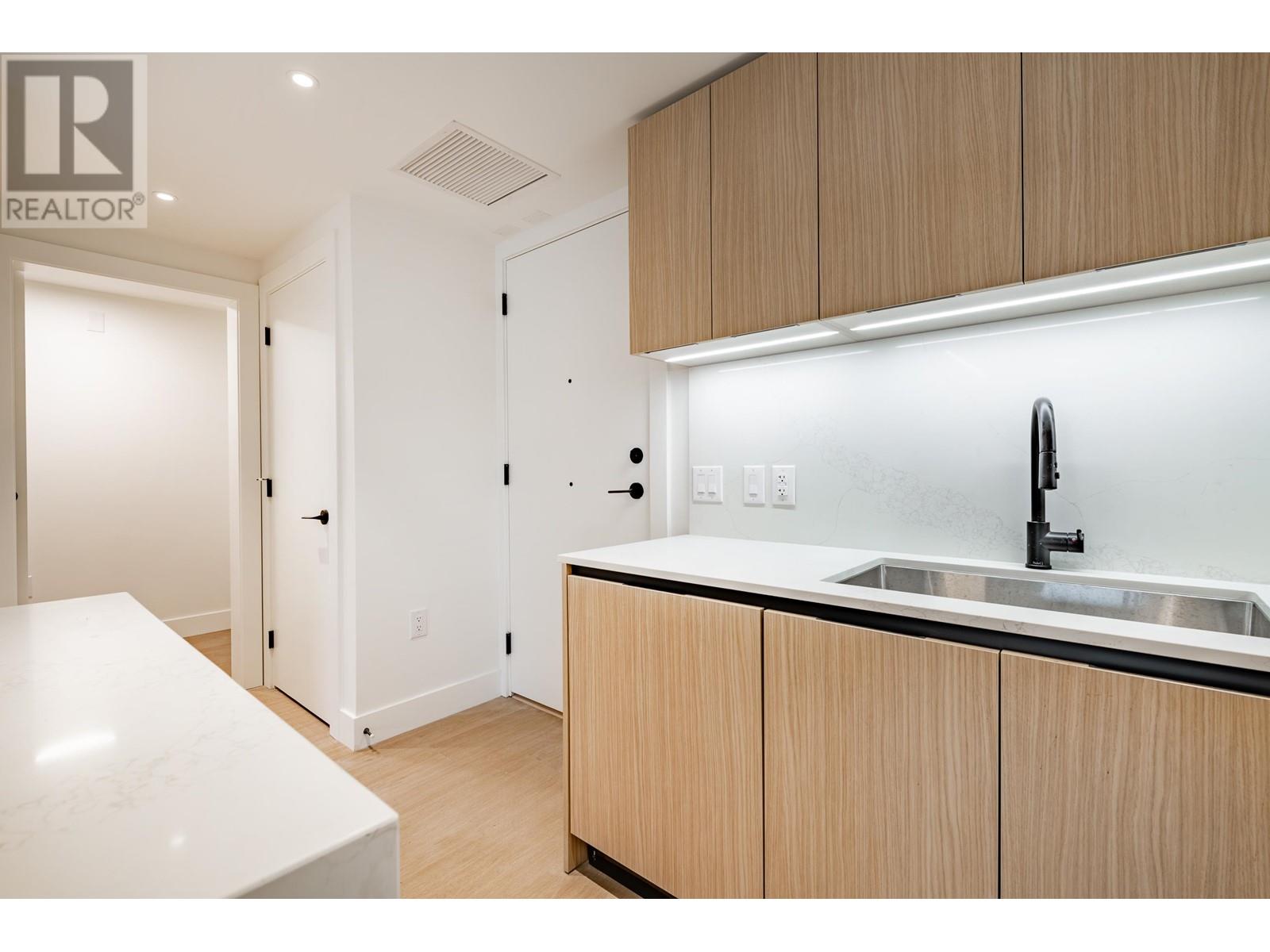 511 2235 E Broadway Street, Vancouver, British Columbia  V5N 1W8 - Photo 8 - R2859237