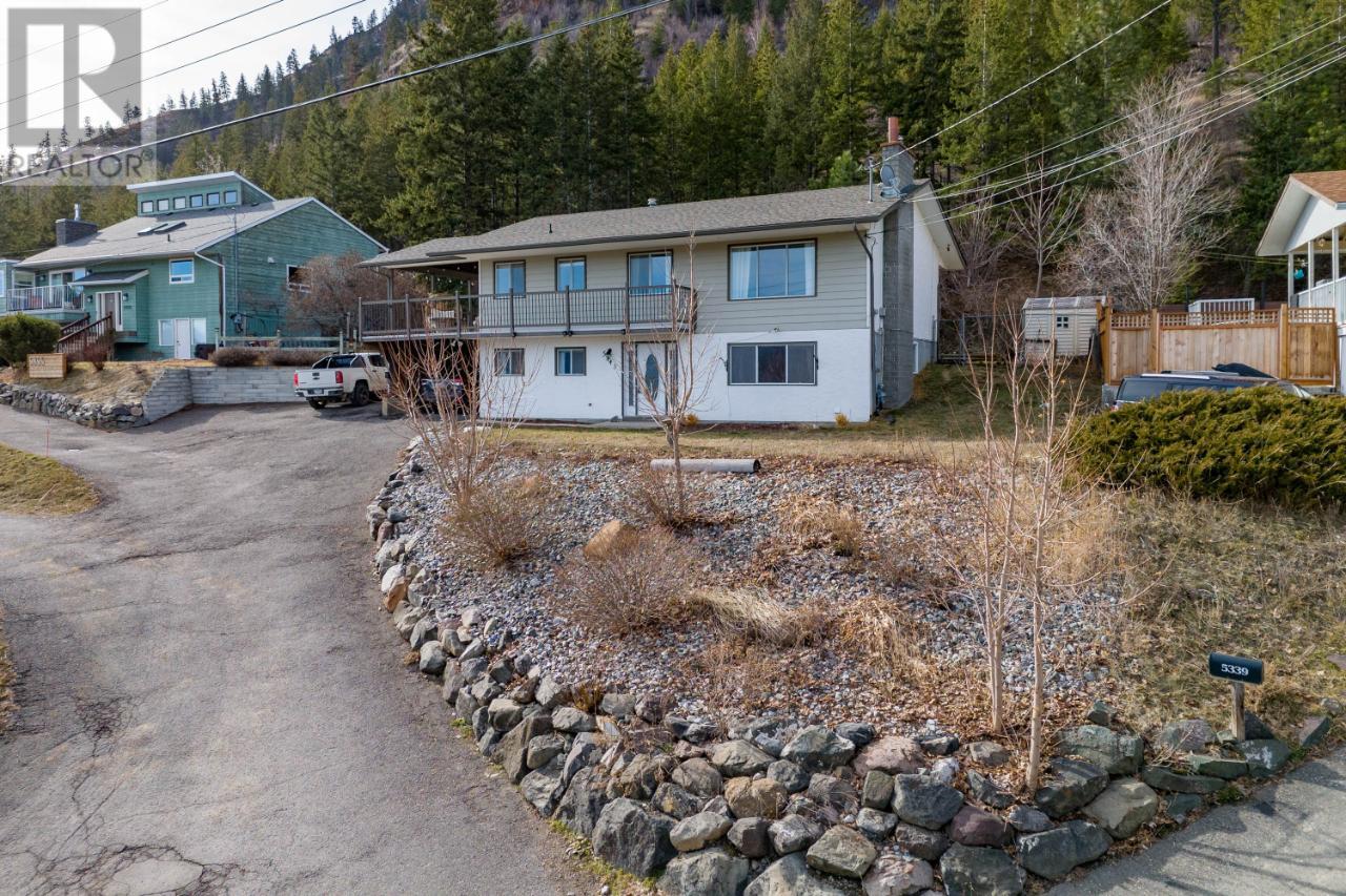 5343 Ronde Lane, Kamloops, British Columbia  V2C 5H5 - Photo 2 - 177200
