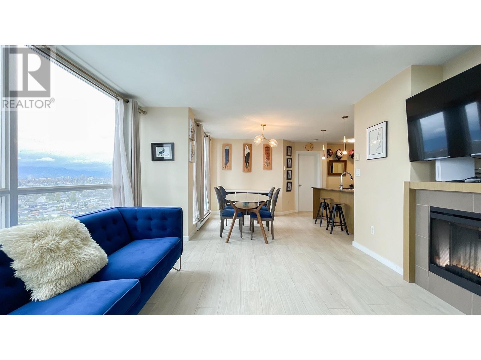 2502 4888 Brentwood Drive, Burnaby, British Columbia  V5C 0C6 - Photo 4 - R2858323