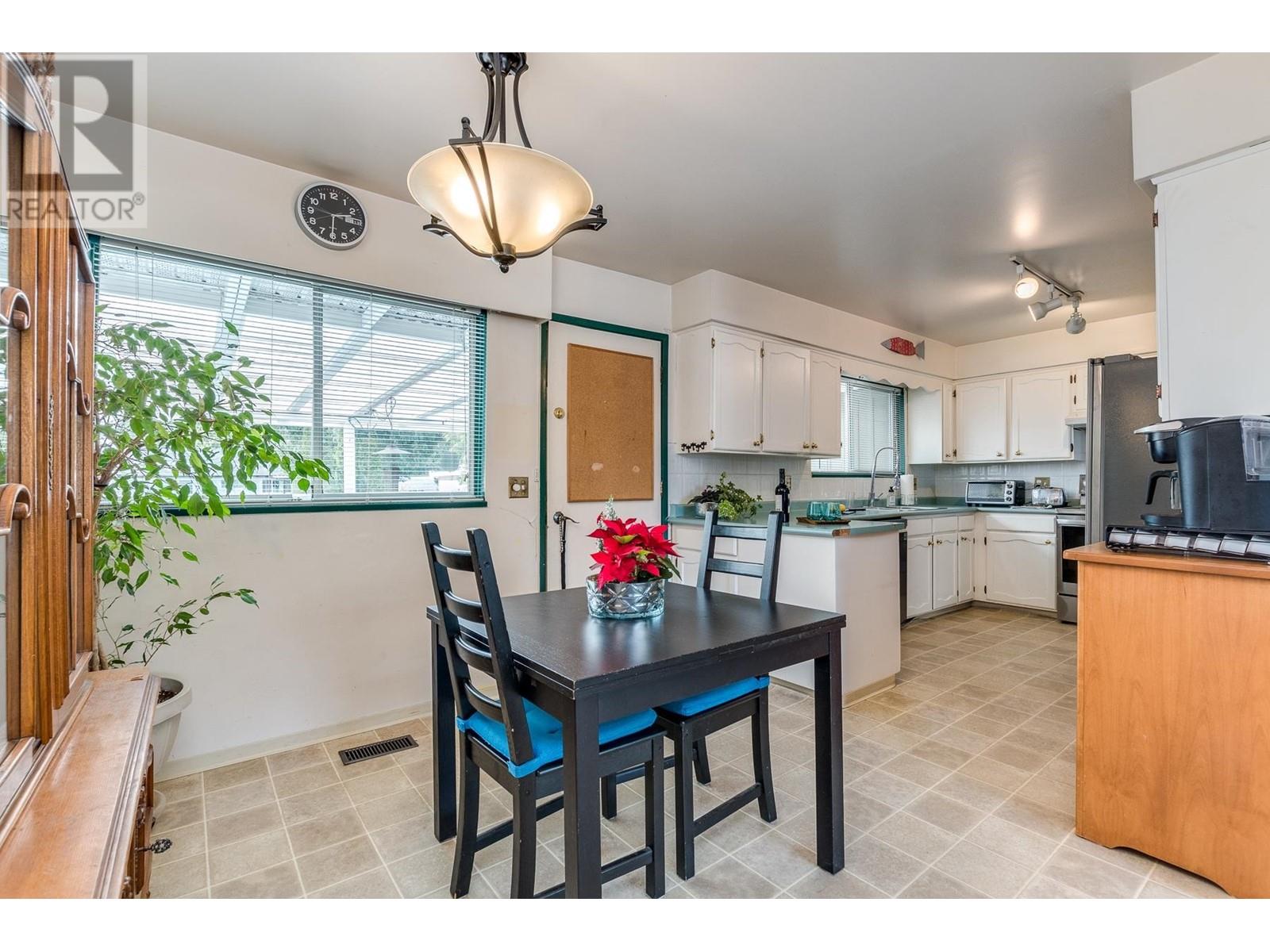 3721 Killarney Street, Port Coquitlam, British Columbia  V3B 3G5 - Photo 17 - R2859509