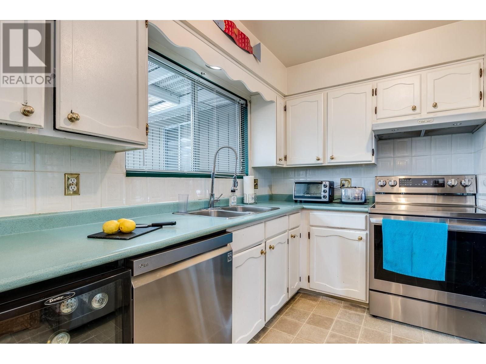 3721 Killarney Street, Port Coquitlam, British Columbia  V3B 3G5 - Photo 21 - R2859509