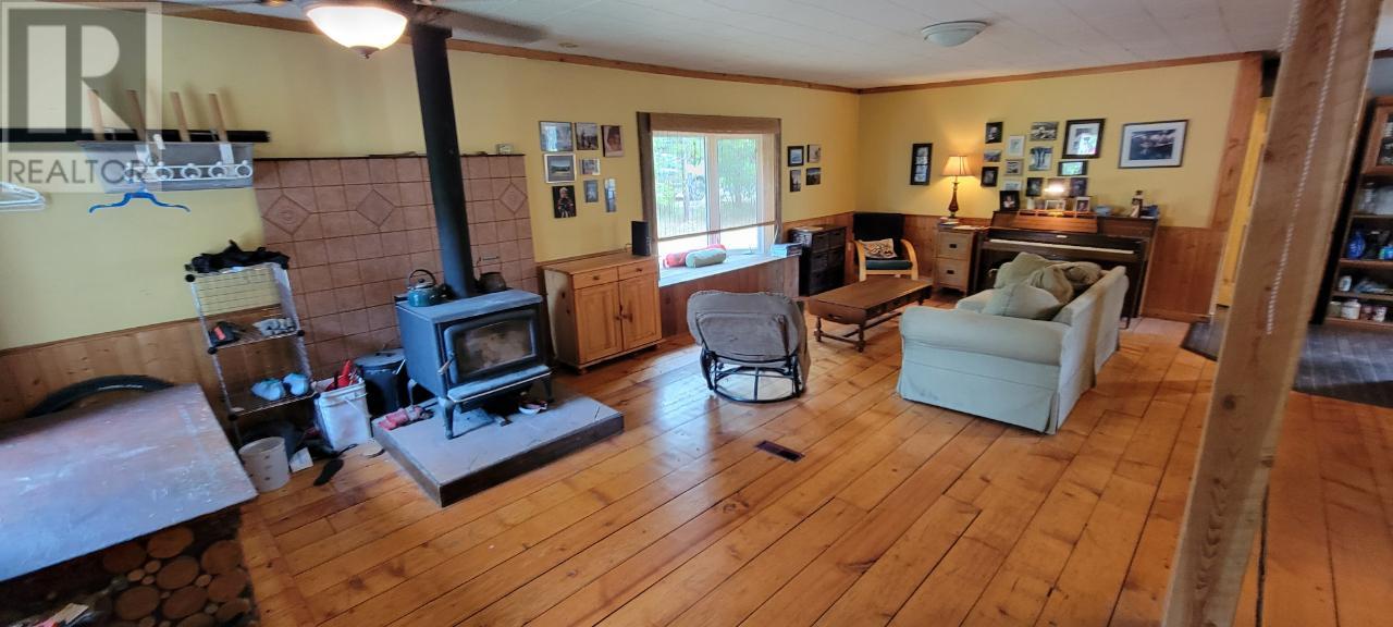 412 Richie Road, Clearwater, British Columbia  V0E 1N2 - Photo 17 - 177189