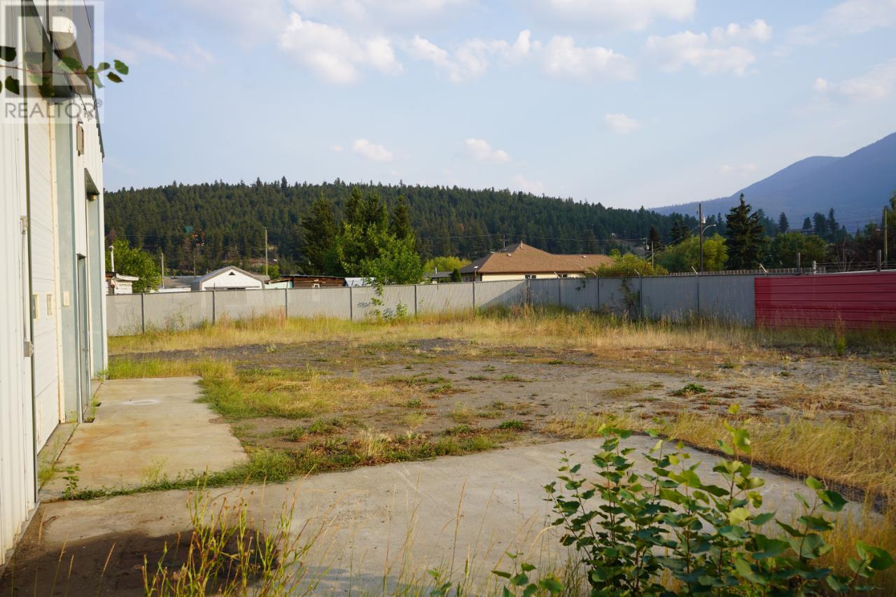 311 Smith Ave, Clinton, British Columbia   - Photo 23 - 177198