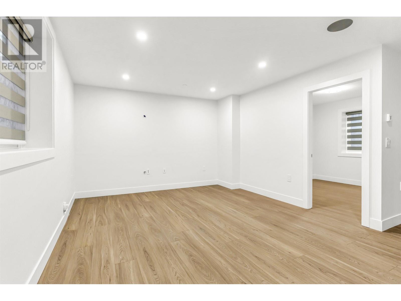 2323 Lobb Avenue, Port Coquitlam, British Columbia  V3C 1M7 - Photo 22 - R2859323