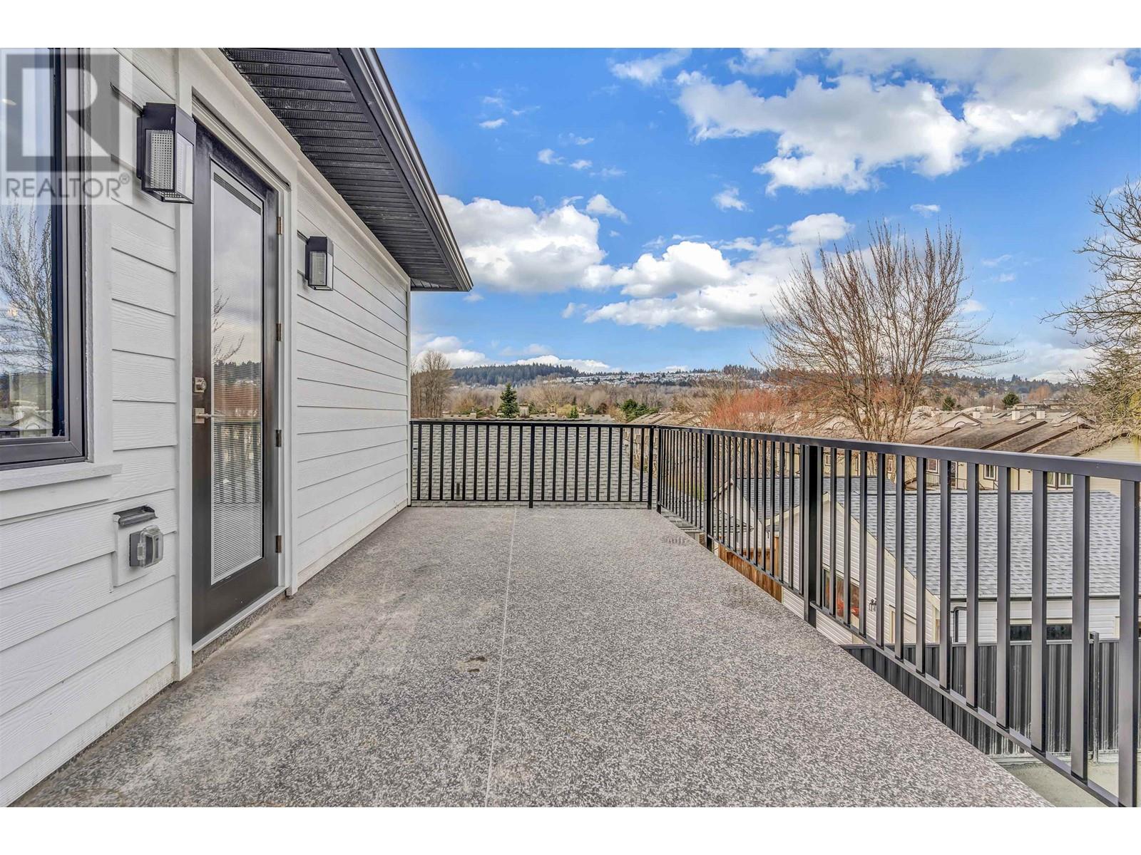 2323 Lobb Avenue, Port Coquitlam, British Columbia  V3C 1M7 - Photo 16 - R2859323