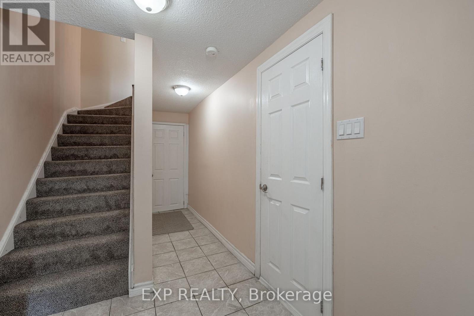 #54 -700 Osgoode Dr, London, Ontario  N5V 3E8 - Photo 3 - X8143426
