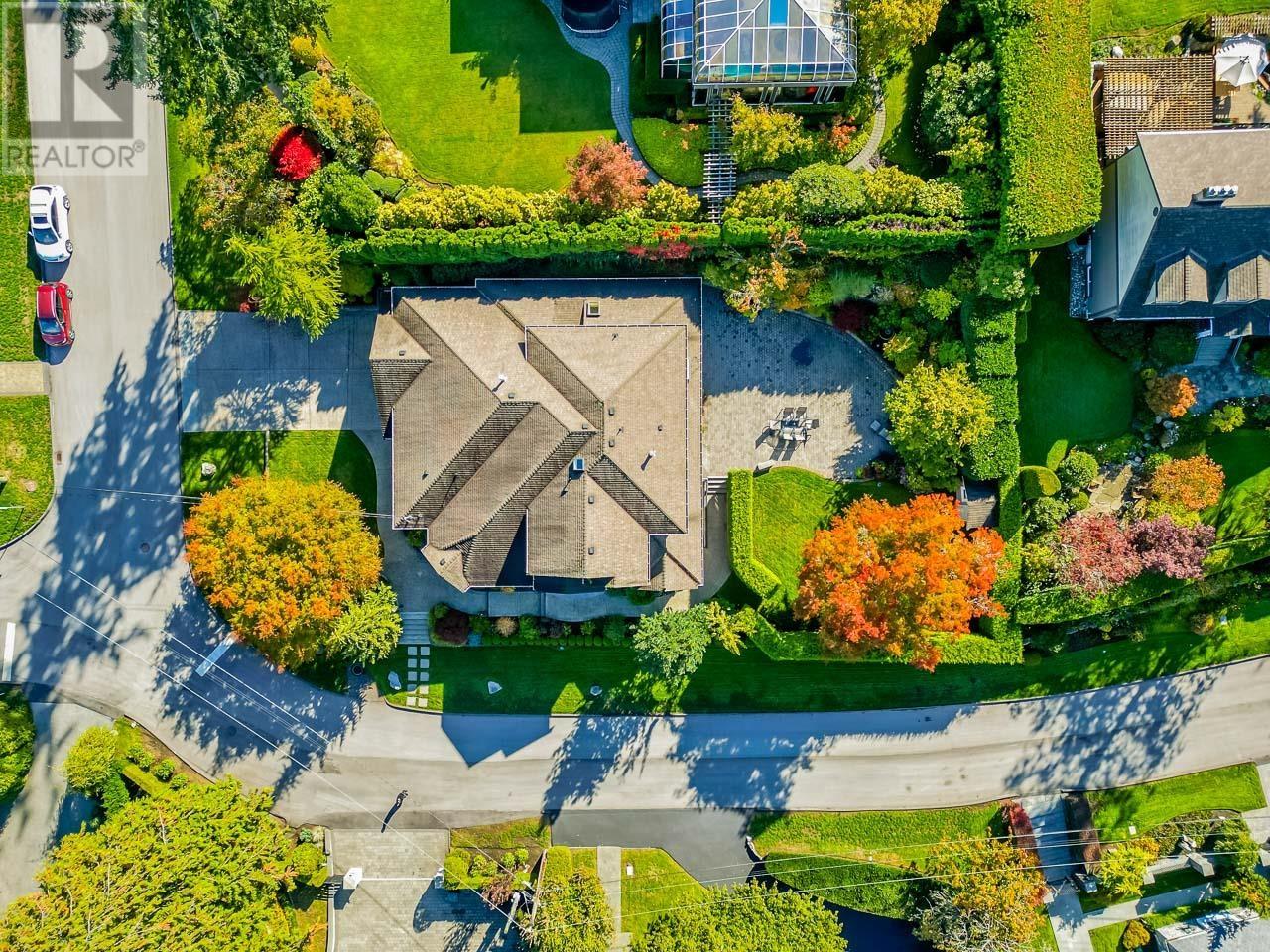 5845 Braemar Avenue, Burnaby, British Columbia  V5E 3L4 - Photo 12 - R2859540