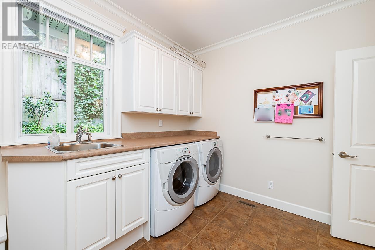 5845 Braemar Avenue, Burnaby, British Columbia  V5E 3L4 - Photo 30 - R2859540