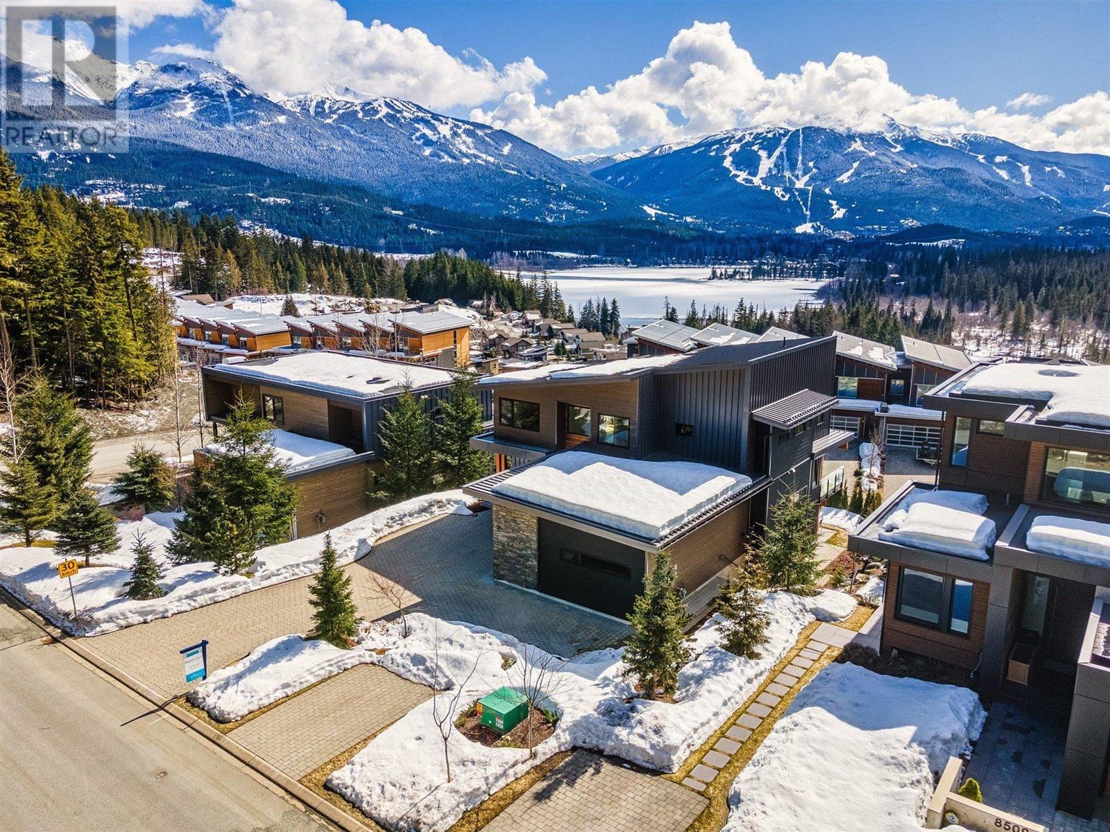 8505 Ashleigh Mcivor Drive, Whistler, British Columbia  V8E 1L9 - Photo 1 - R2859551