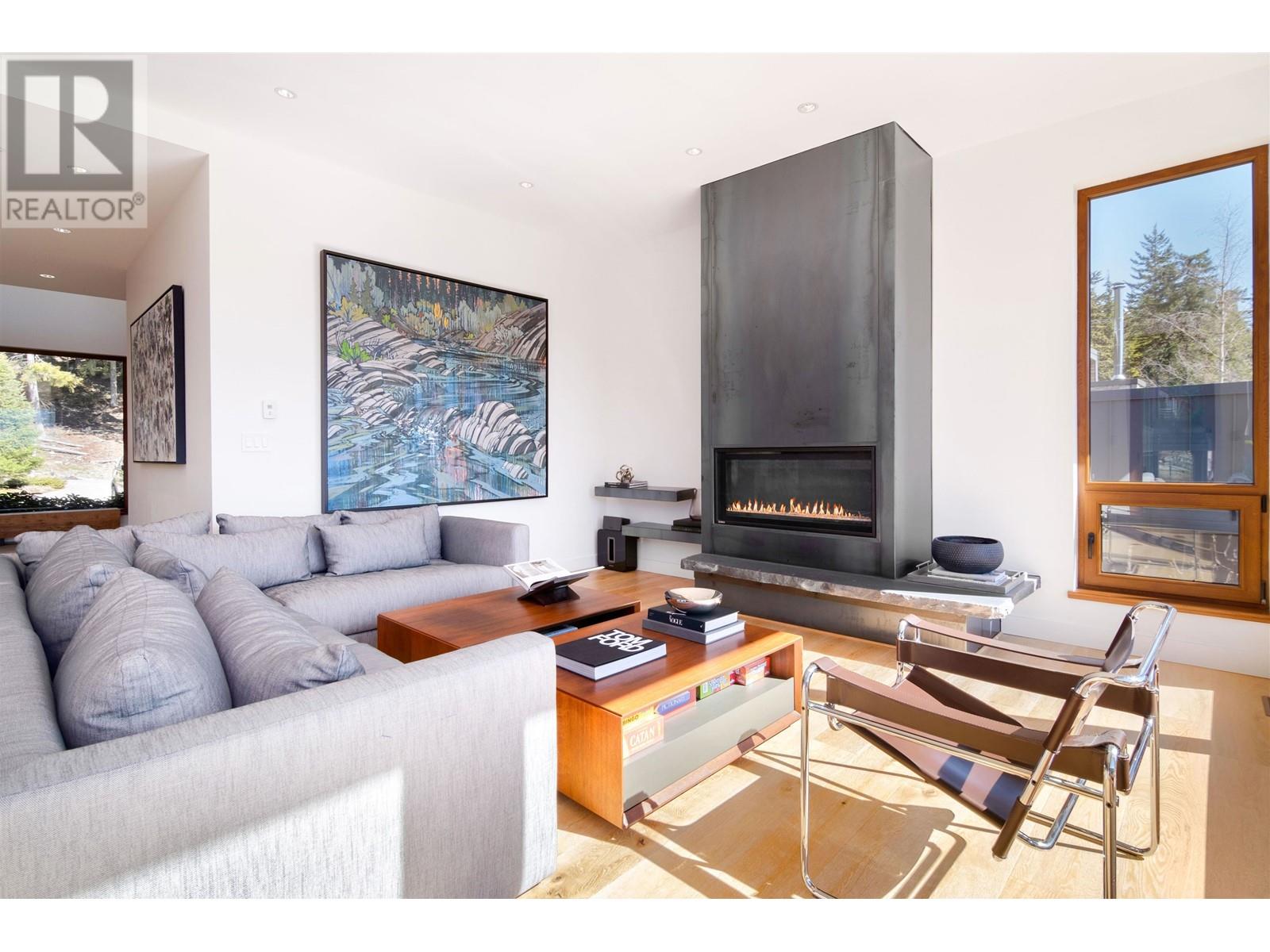 8505 Ashleigh Mcivor Drive, Whistler, British Columbia  V8E 1L9 - Photo 12 - R2859551