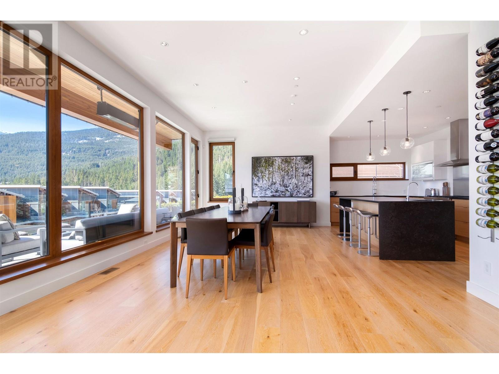 8505 Ashleigh Mcivor Drive, Whistler, British Columbia  V8E 1L9 - Photo 2 - R2859551