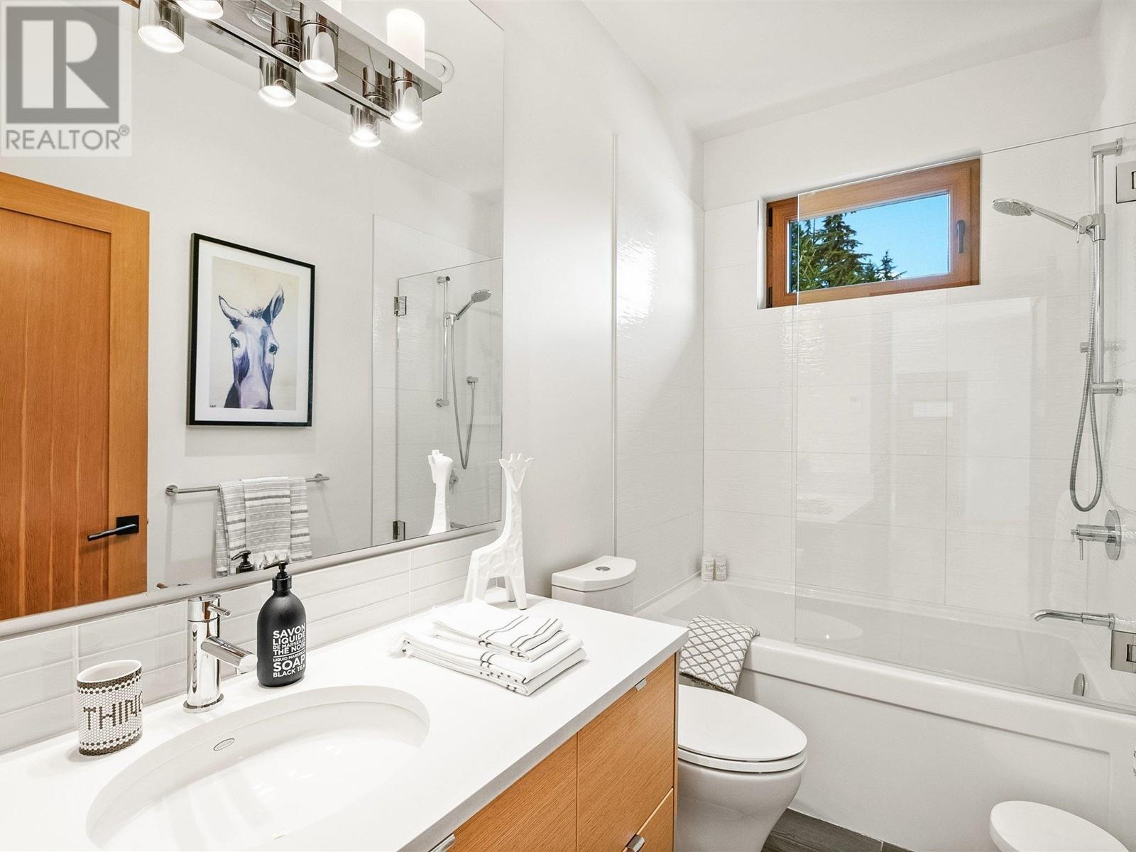 8505 Ashleigh Mcivor Drive, Whistler, British Columbia  V8E 1L9 - Photo 21 - R2859551