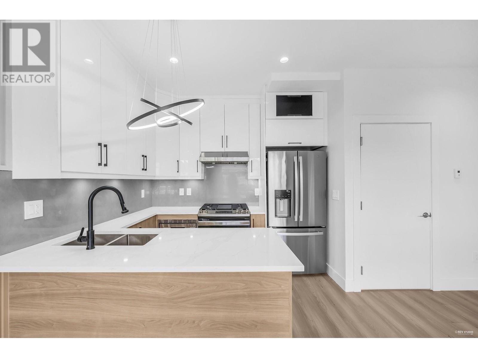 1 762 East 60th Avenue, Vancouver, British Columbia  V5X 2A4 - Photo 10 - R2859673