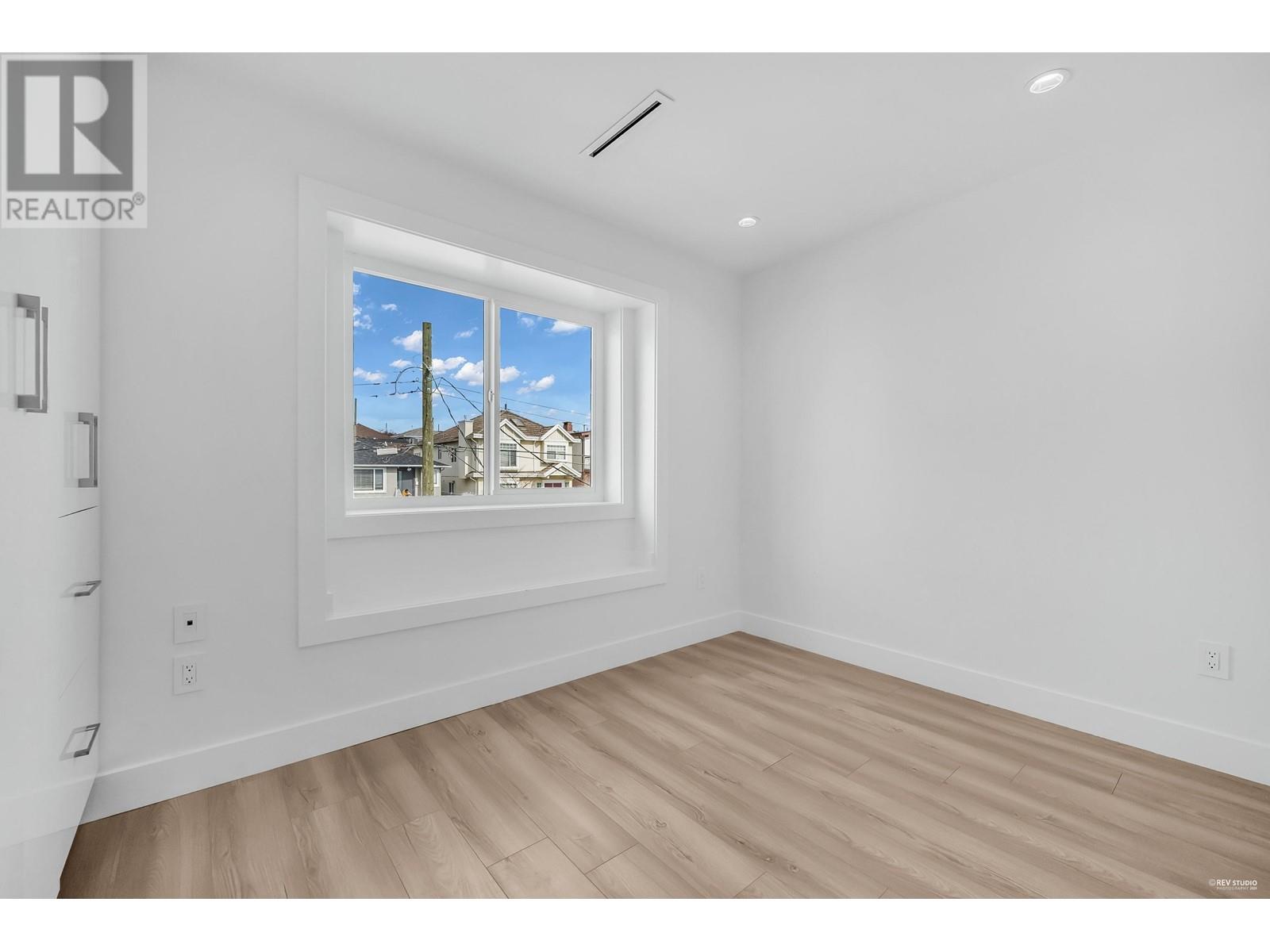 1 762 East 60th Avenue, Vancouver, British Columbia  V5X 2A4 - Photo 17 - R2859673