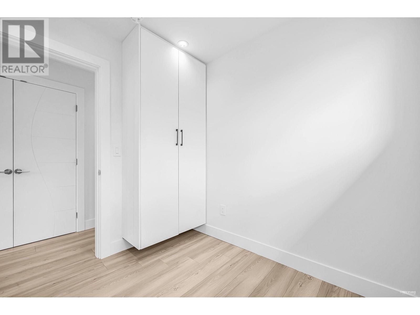 2 762 East 60th Avenue, Vancouver, British Columbia  V5X 2A4 - Photo 16 - R2859674