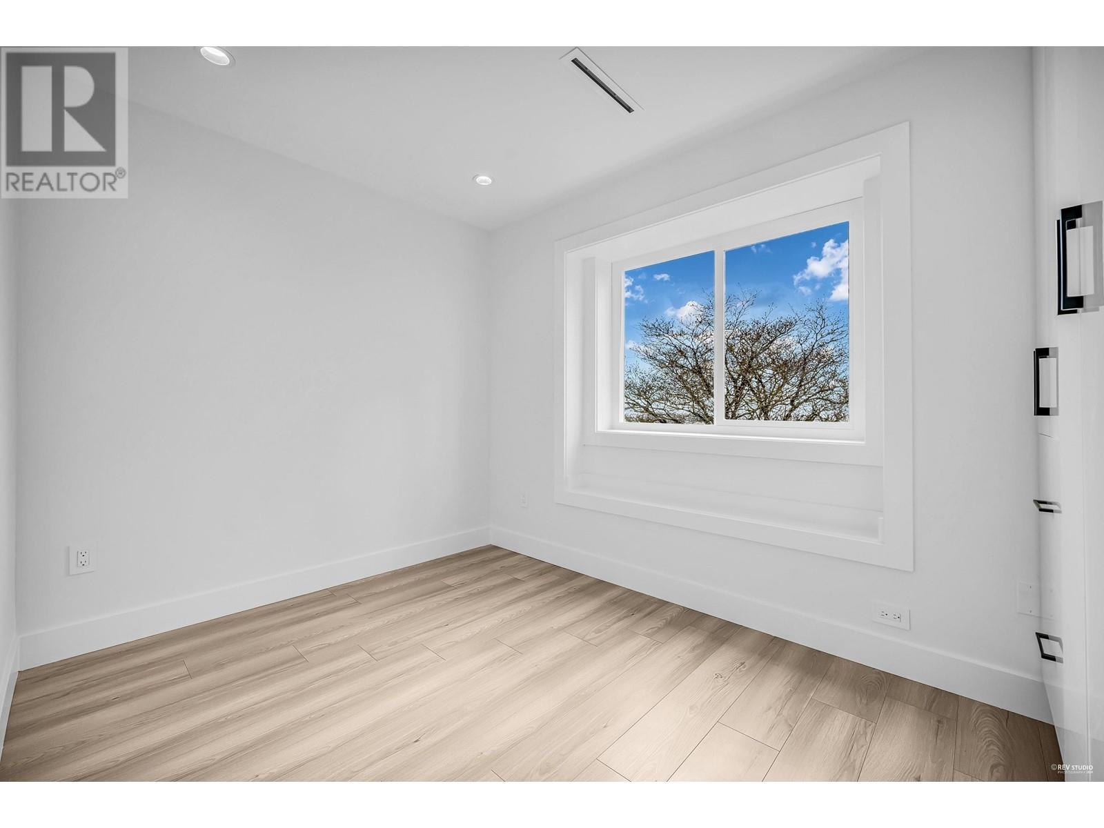 2 762 East 60th Avenue, Vancouver, British Columbia  V5X 2A4 - Photo 17 - R2859674