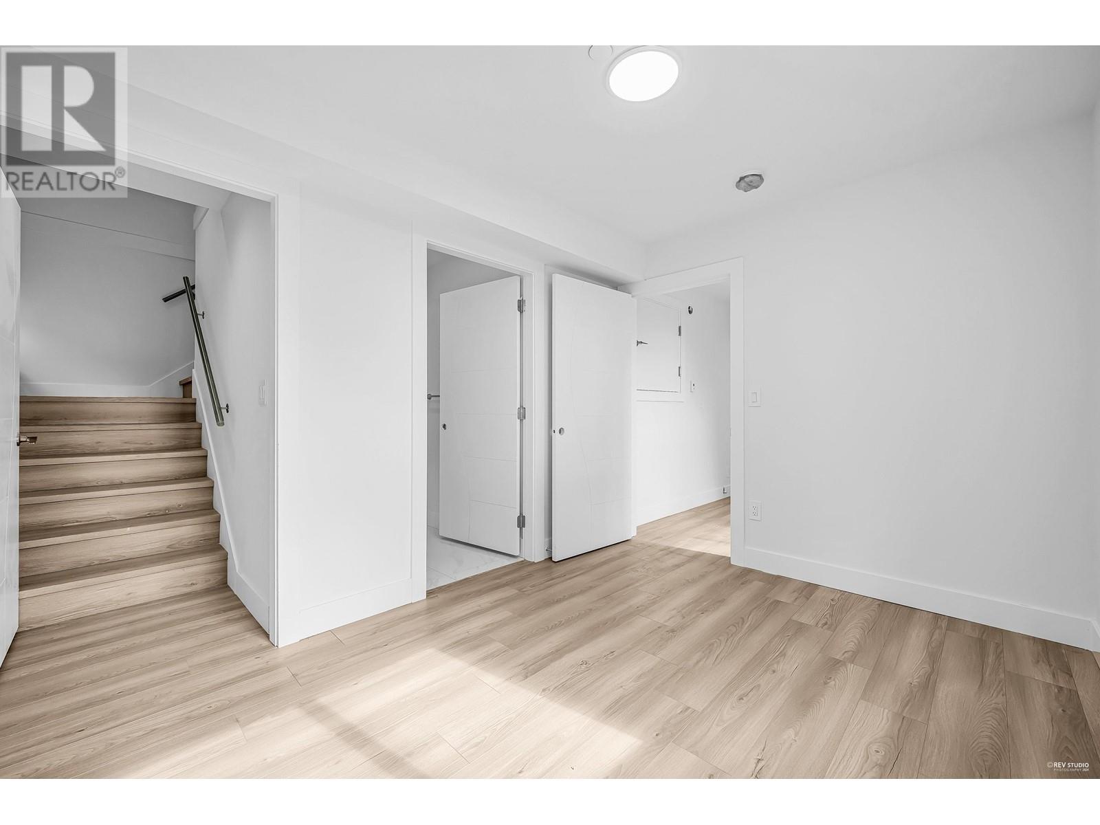 2 762 East 60th Avenue, Vancouver, British Columbia  V5X 2A4 - Photo 22 - R2859674