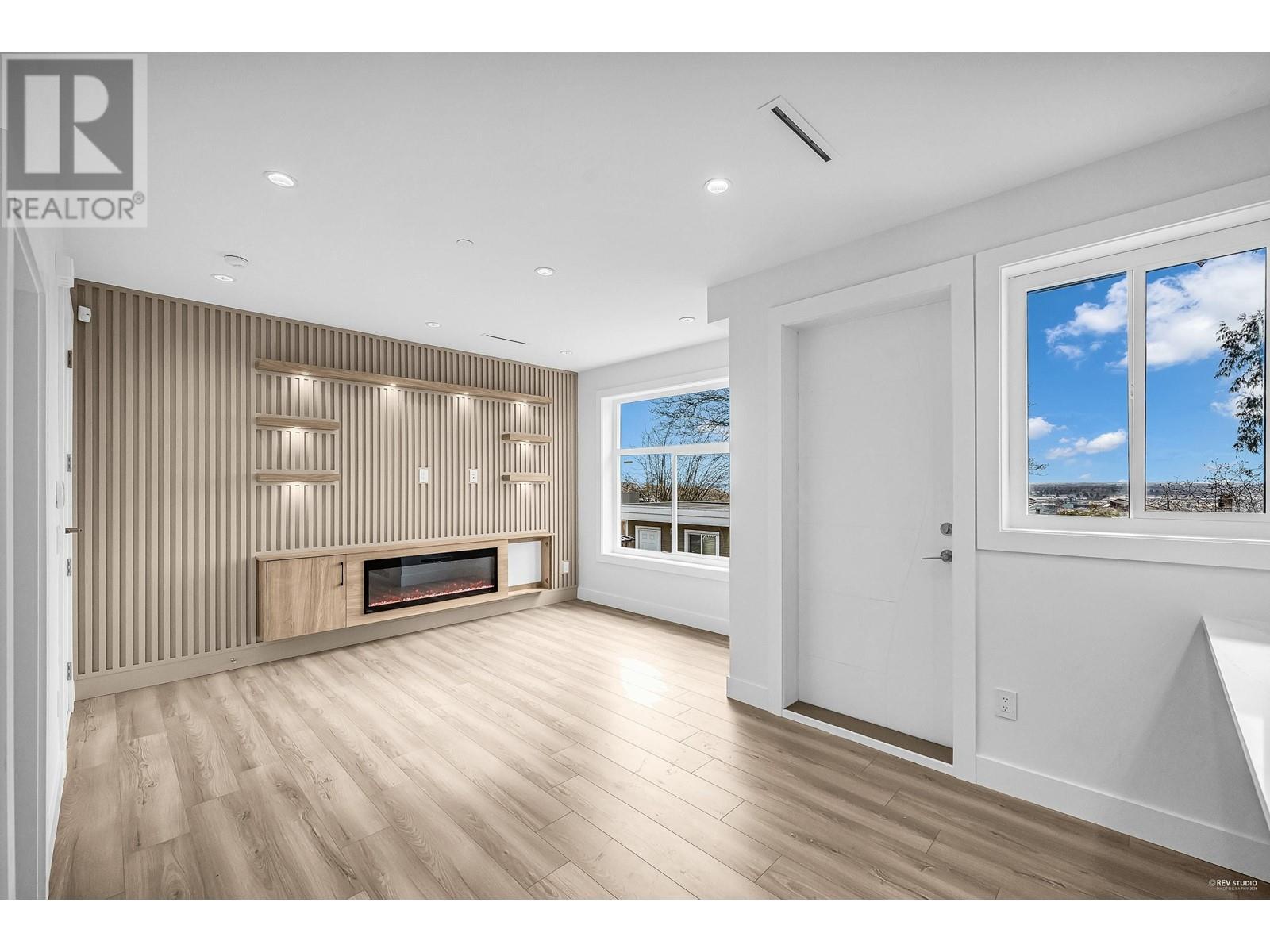 2 762 East 60th Avenue, Vancouver, British Columbia  V5X 2A4 - Photo 7 - R2859674